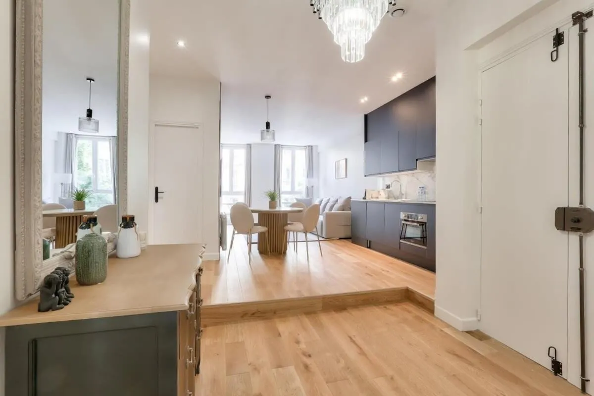 Beautiful 2BR in City Center of Paris