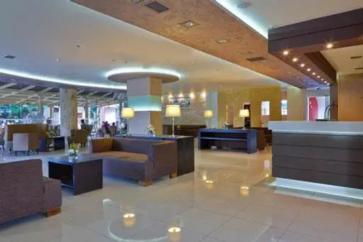 Lobby or reception in ST CONSTANTIN SEA HOTEL & SPA RESORT Lobby or reception in ST CONSTANTIN SEA HOTEL & SPA RESORT