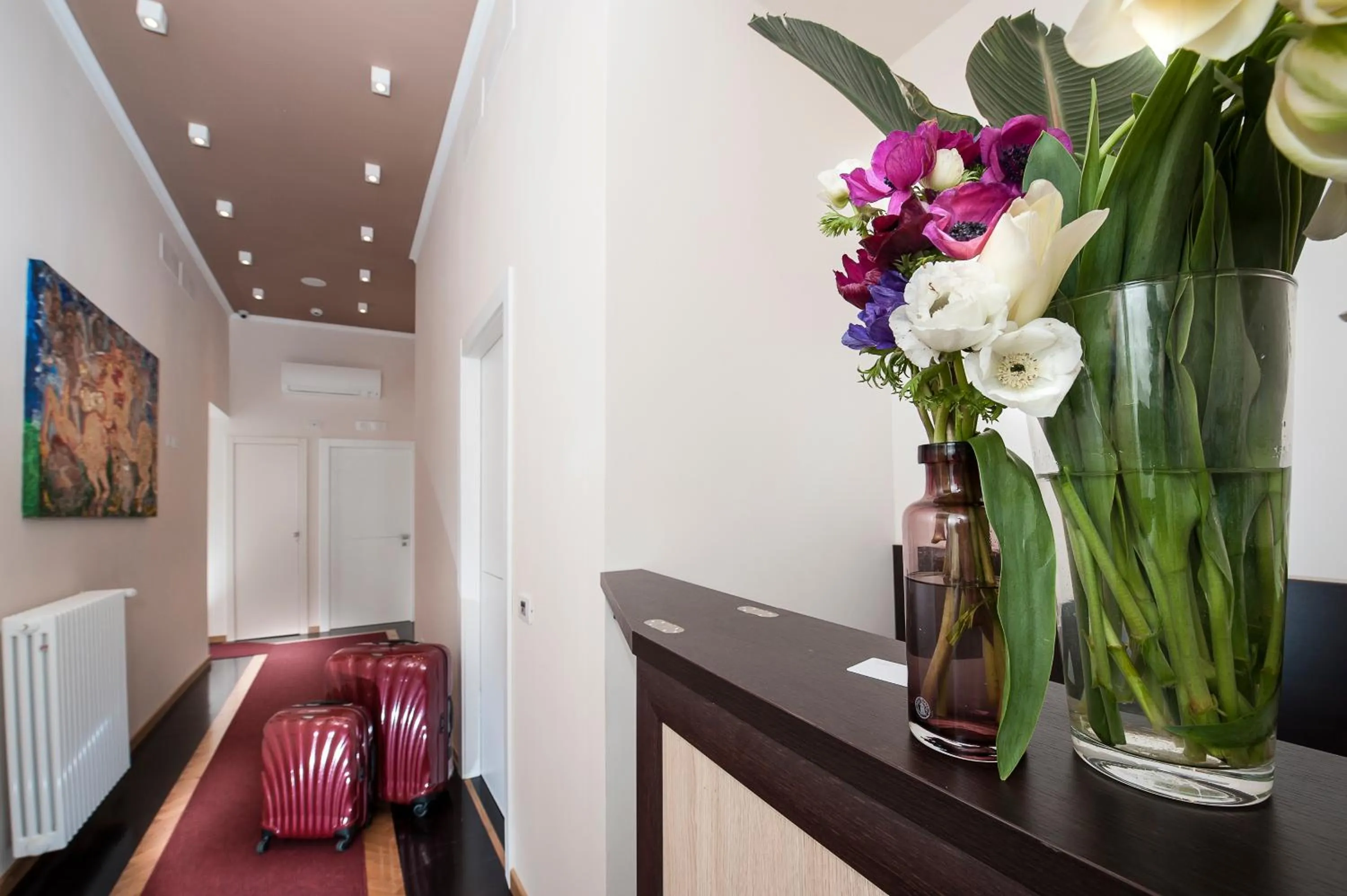 Seating area in DVE Suite Rome