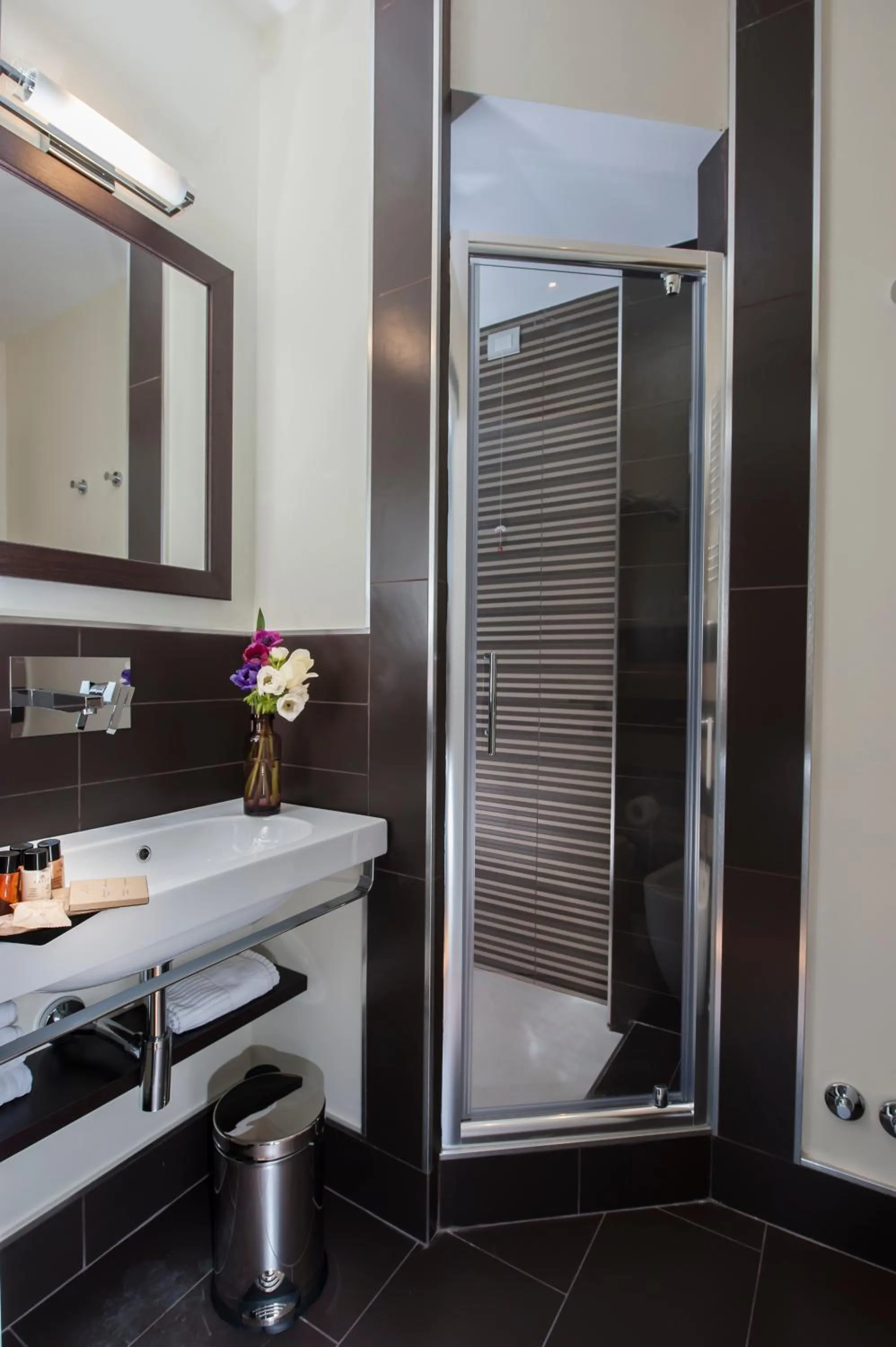 Bathroom in DVE Suite Rome