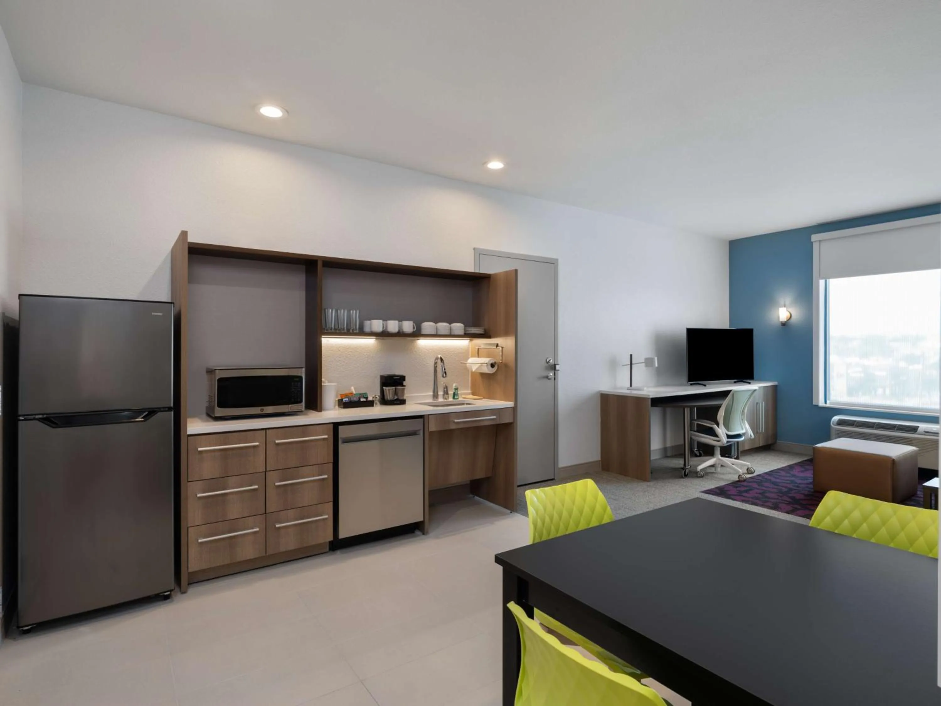 Photo of the whole room in Home2 Suites By Hilton Round Rock Medical Center