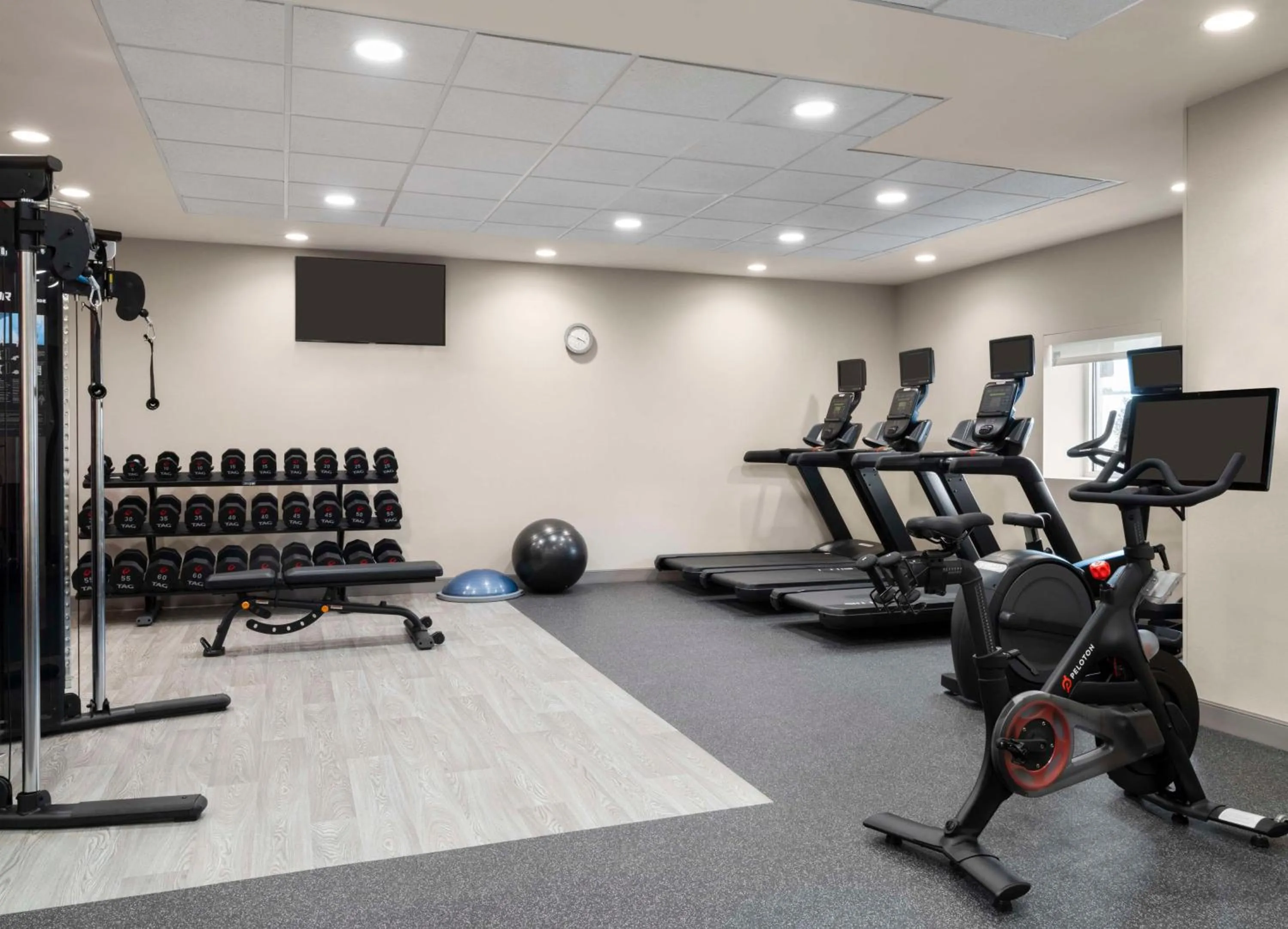 Fitness centre/facilities in Home2 Suites by Hilton Orlando South Davenport