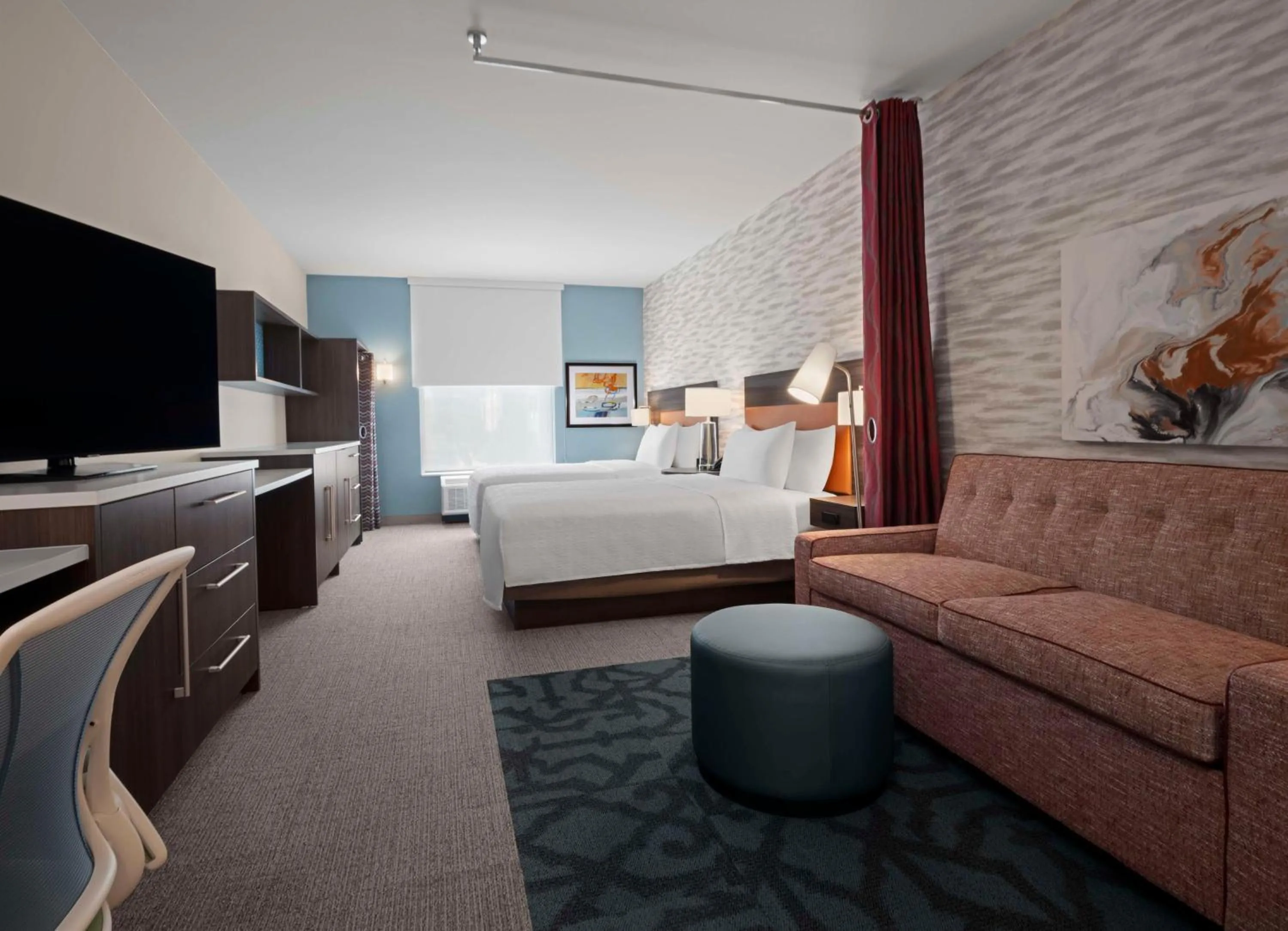 Living room, Bed in Home2 Suites by Hilton Orlando South Davenport