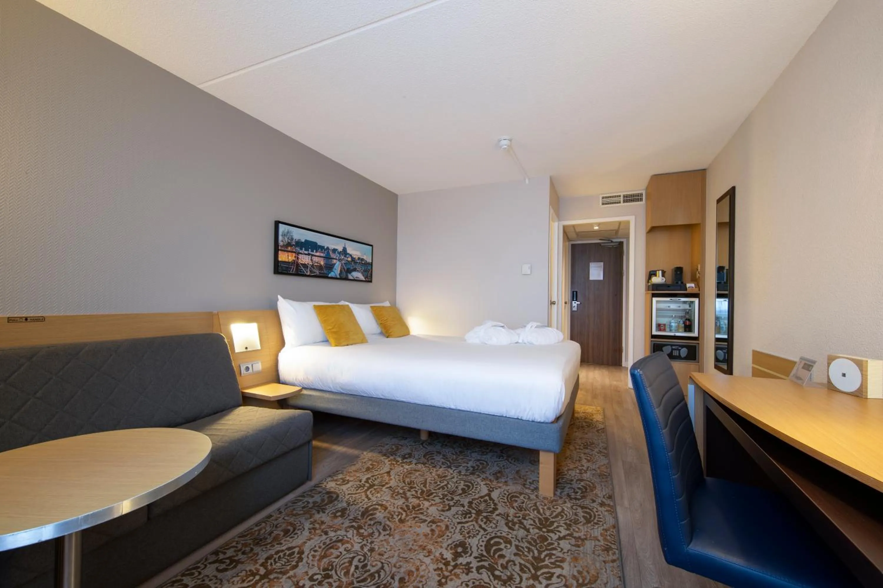 Bed in Novotel Maastricht