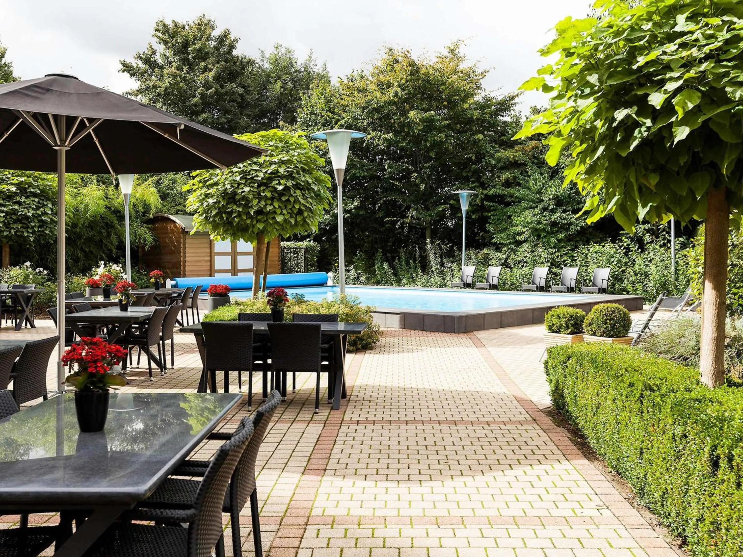 Pool view in Novotel Maastricht