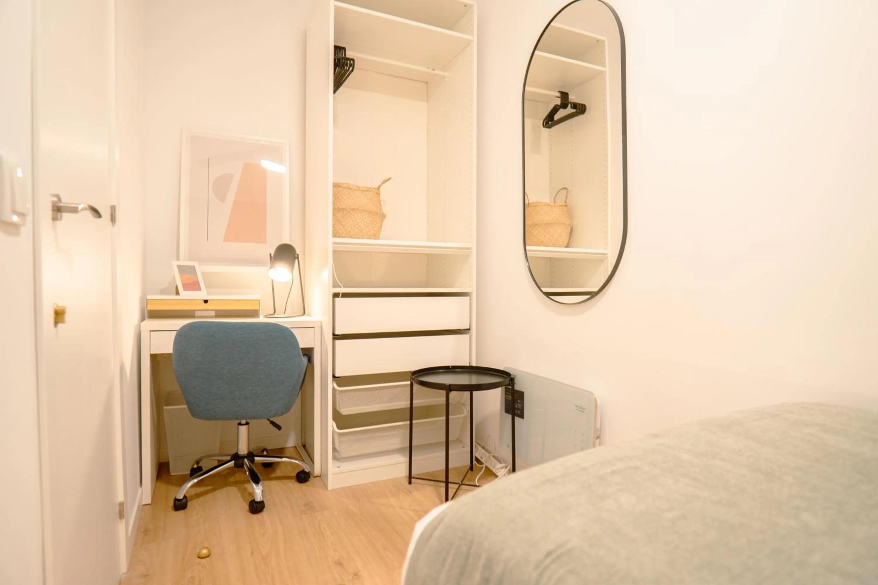 Photo of the whole room, Bed in Live it Madrid Gran Vía