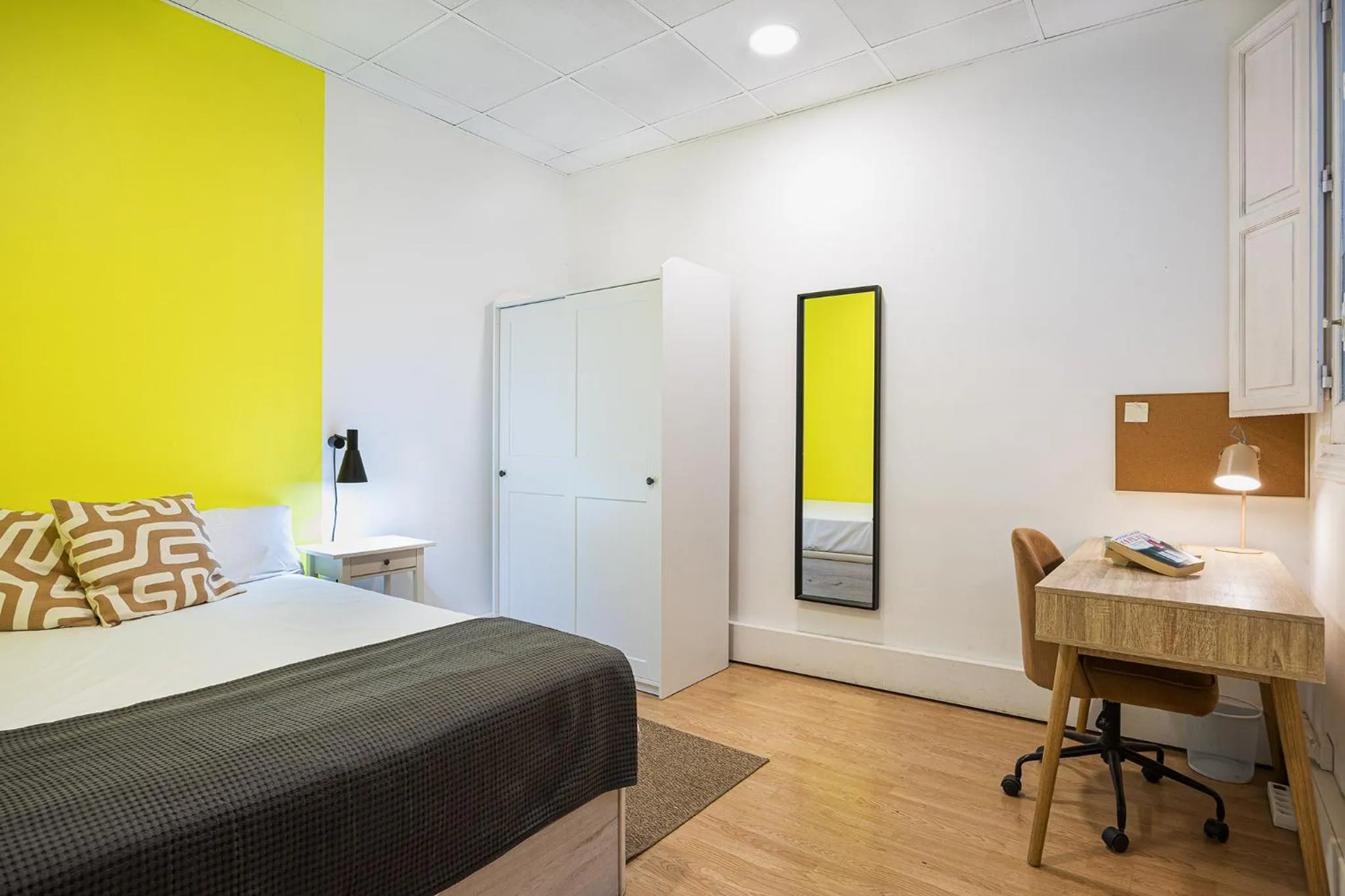 Bedroom, Bed in Live it Madrid Gran Vía