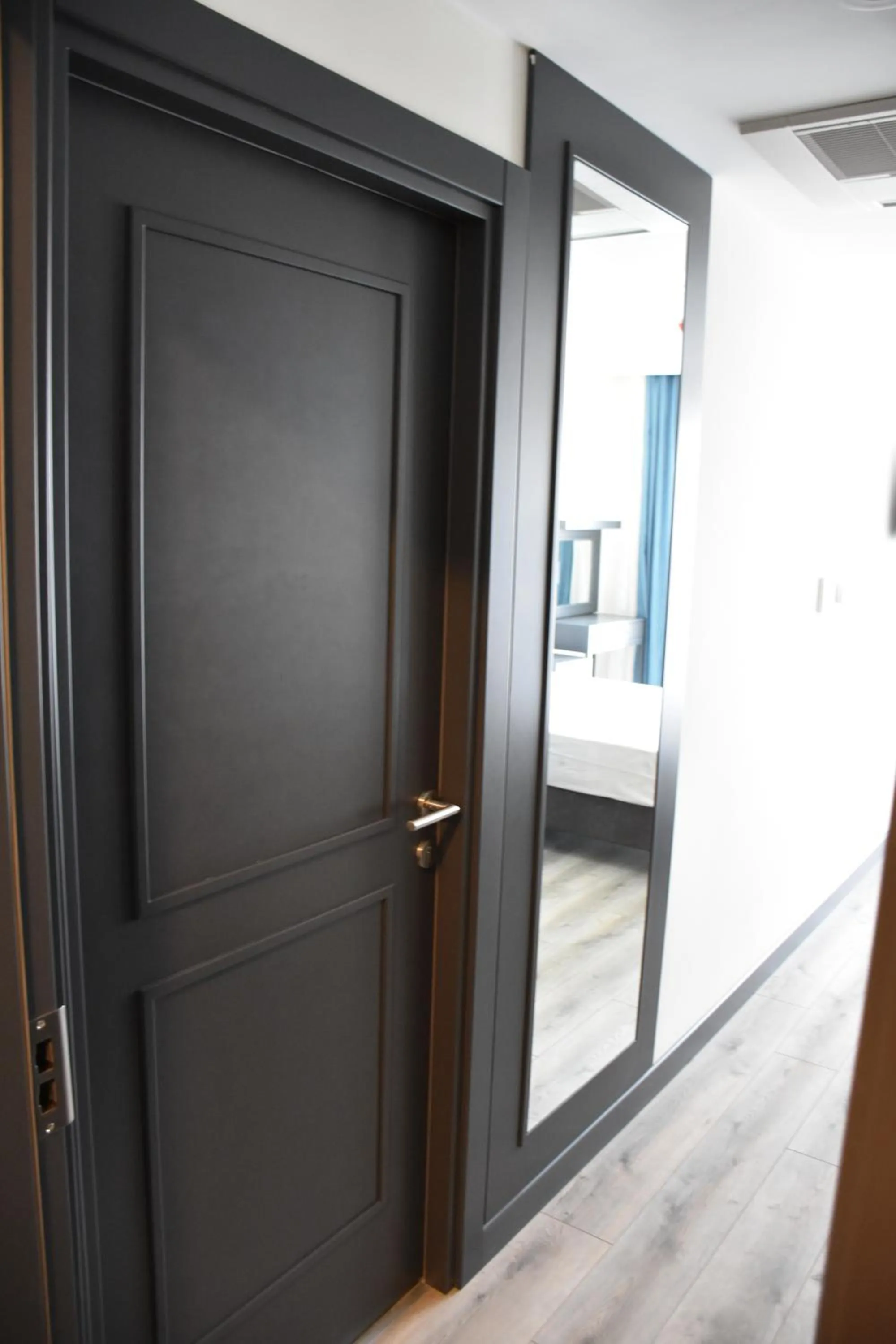 Massage in Shishly Palace Hotel