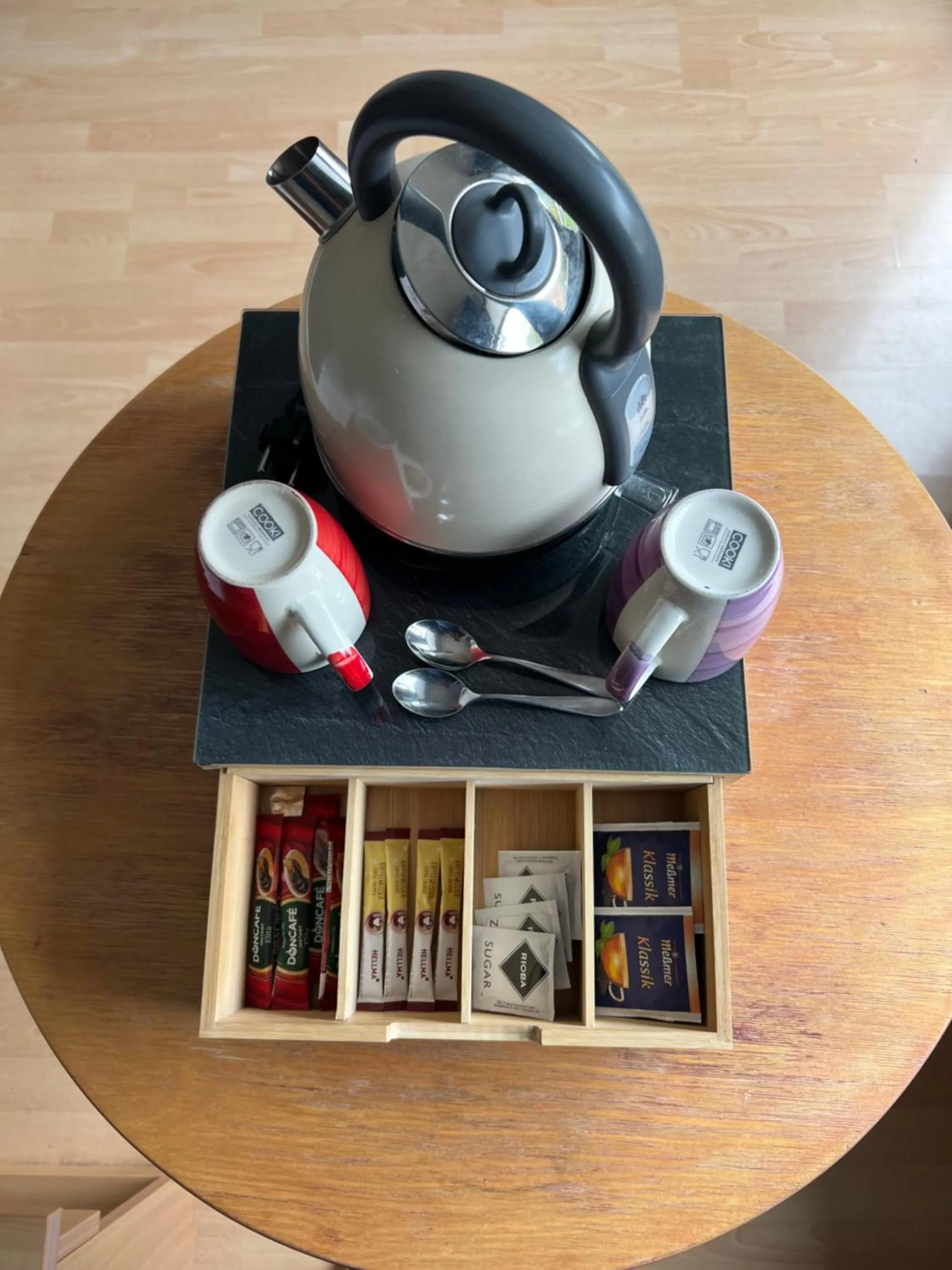 Coffee/tea facilities in Am Obersee Hotel