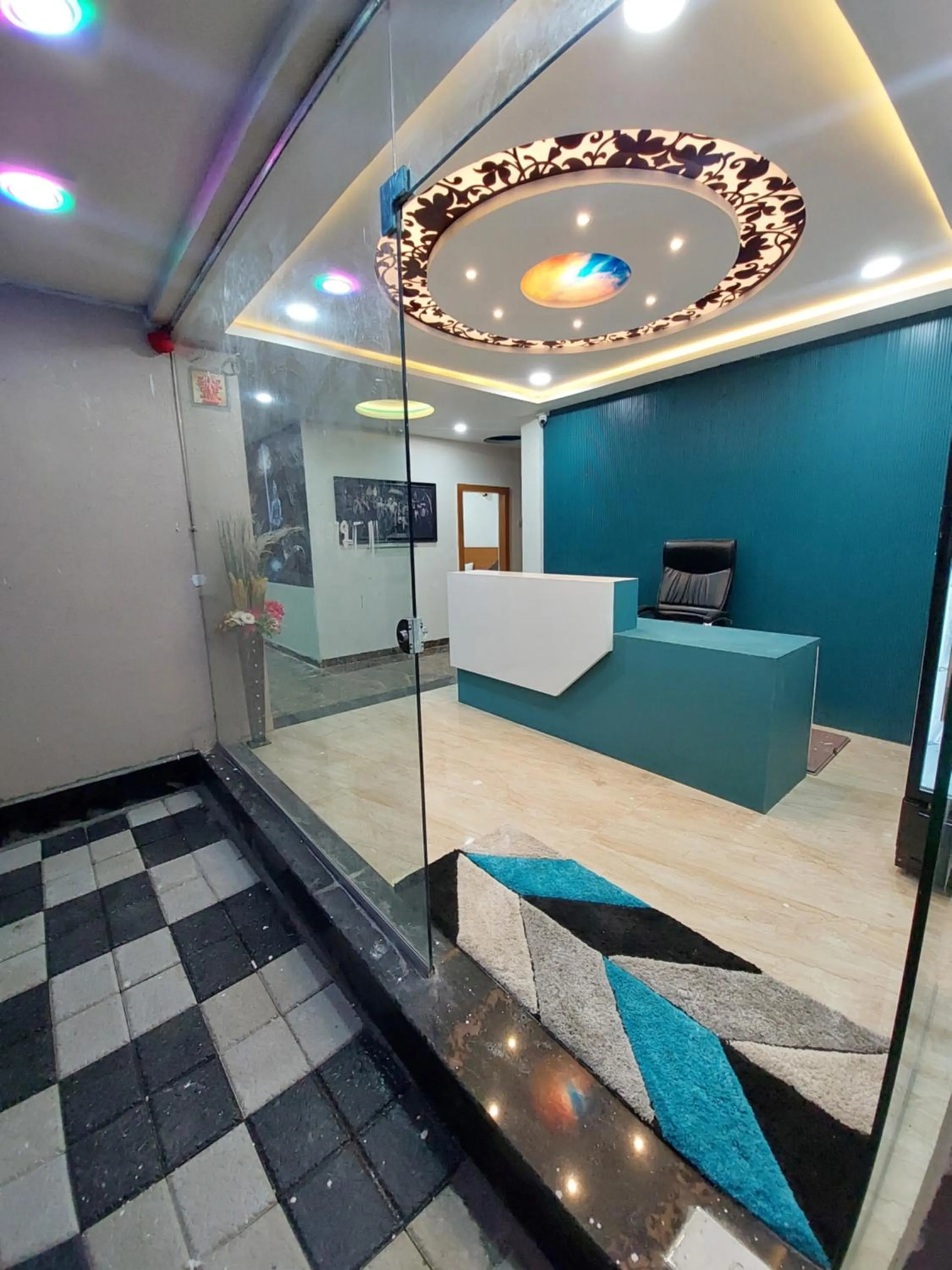 Hotel Sai Dakshina Inn & The Fern Restaurant