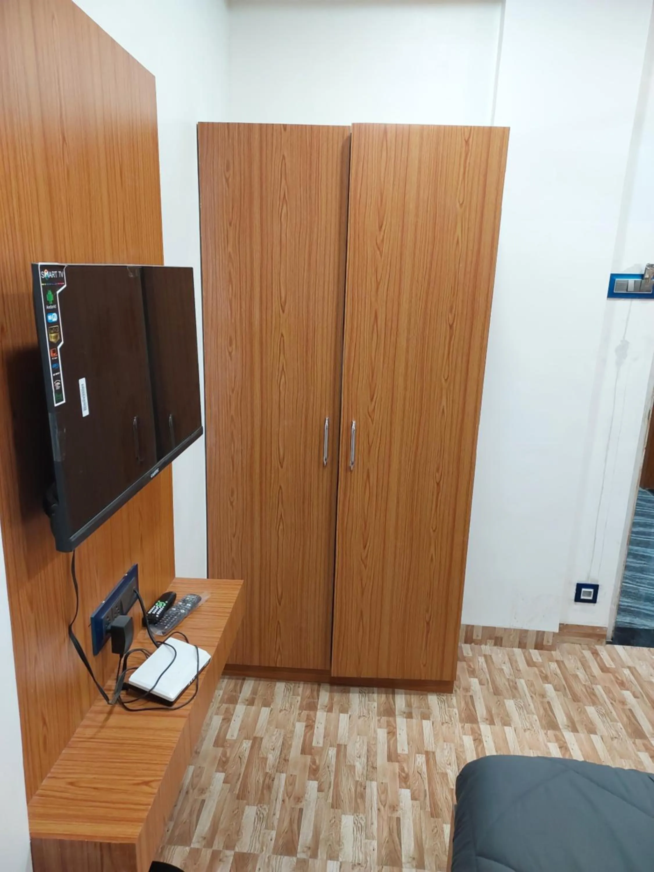 Hotel Sai Dakshina Inn & The Fern Restaurant