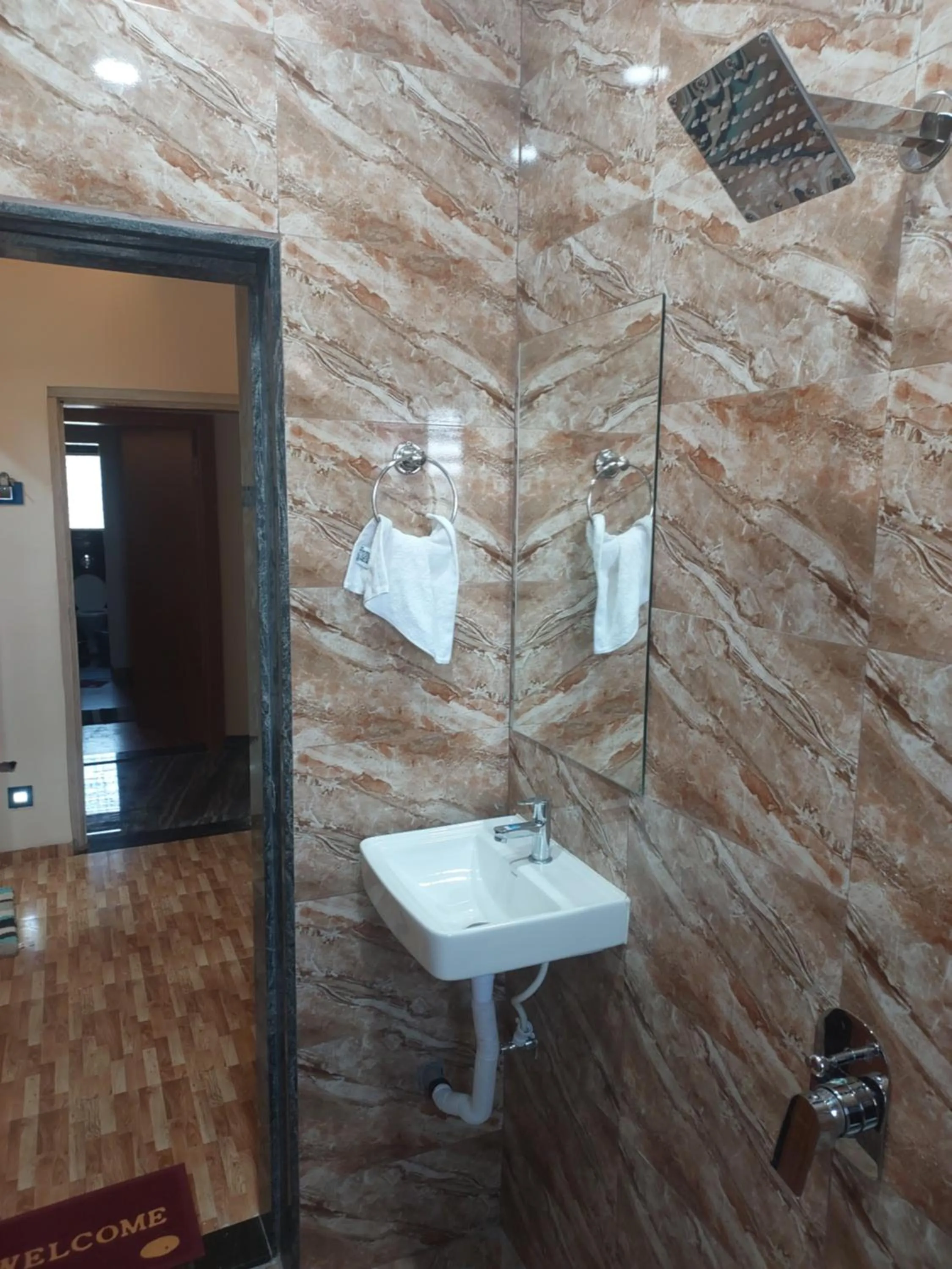 Hotel Sai Dakshina Inn & The Fern Restaurant