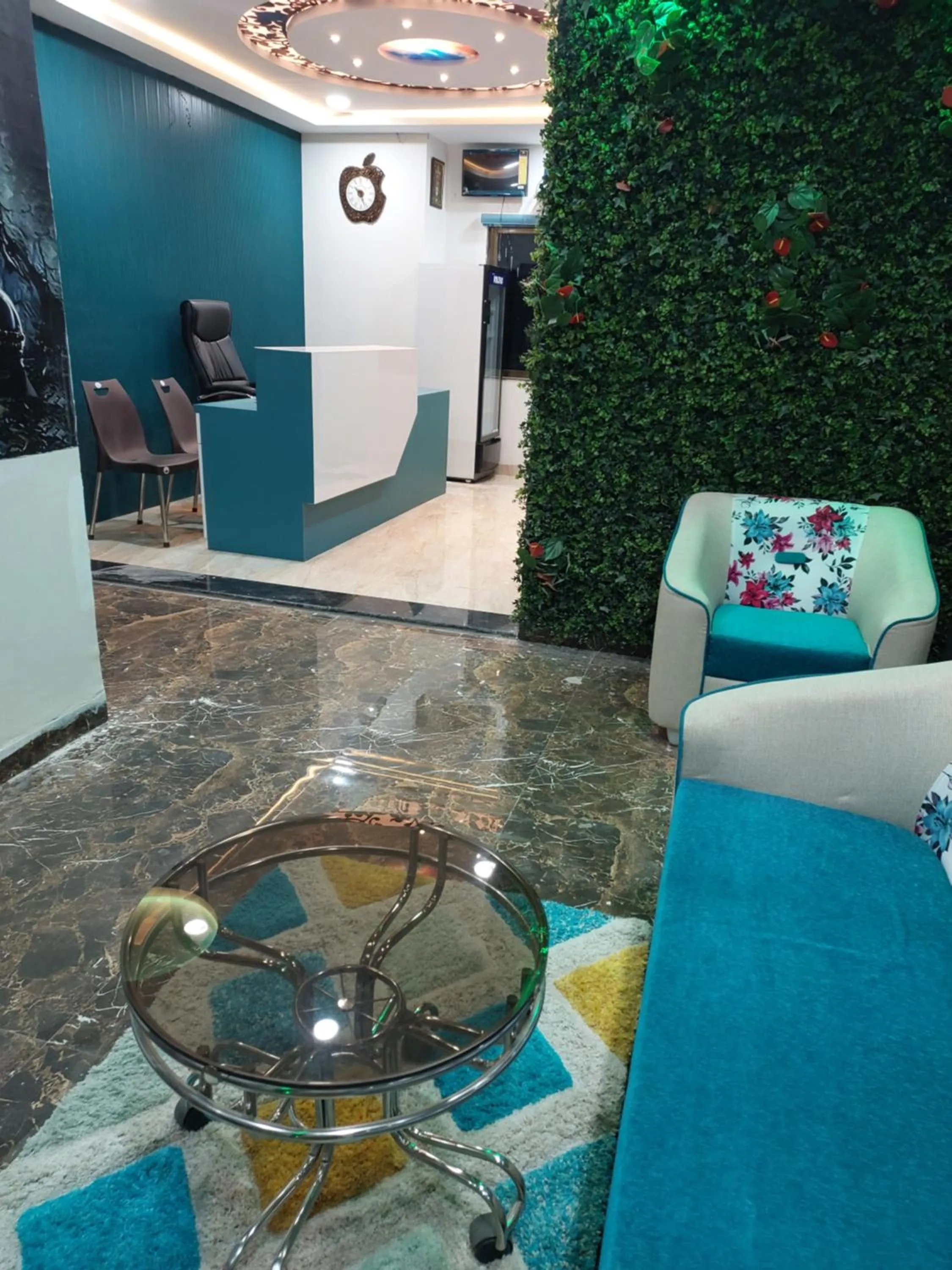 Hotel Sai Dakshina Inn & The Fern Restaurant