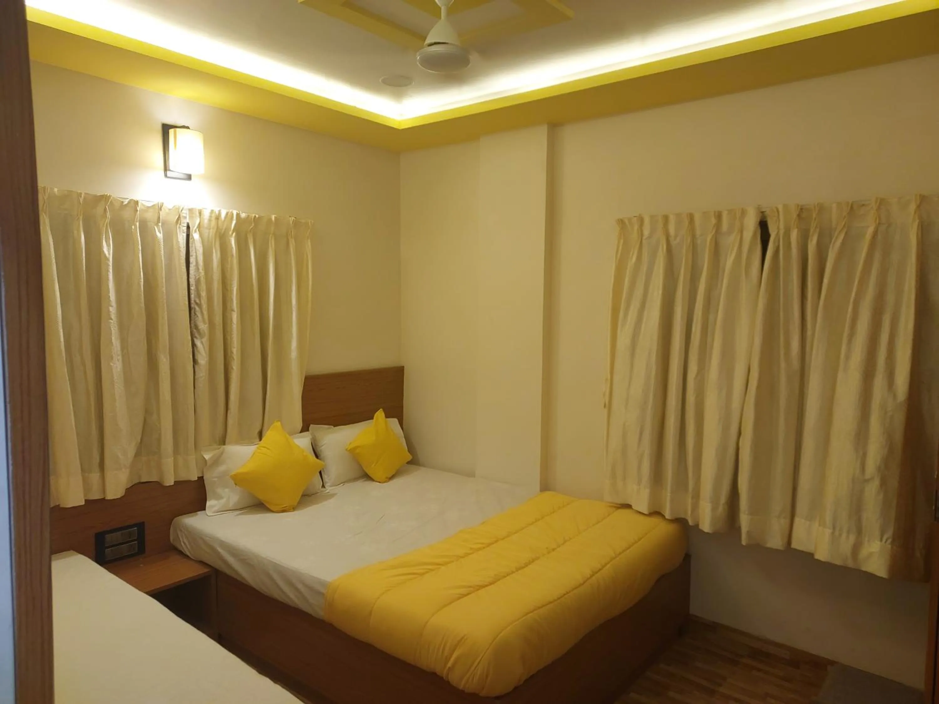 Large Double Room in Hotel Sai Dakshina Inn & The Fern Restaurant
