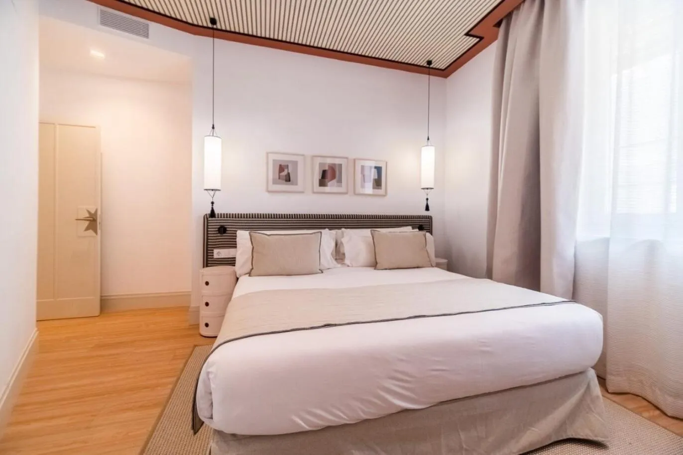 Bedroom, Bed in Apartamentos Soho Boutique Hoy No Me Puedo Levantar