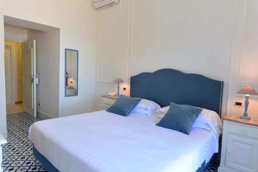 Bed in Hotel Garden Riviera