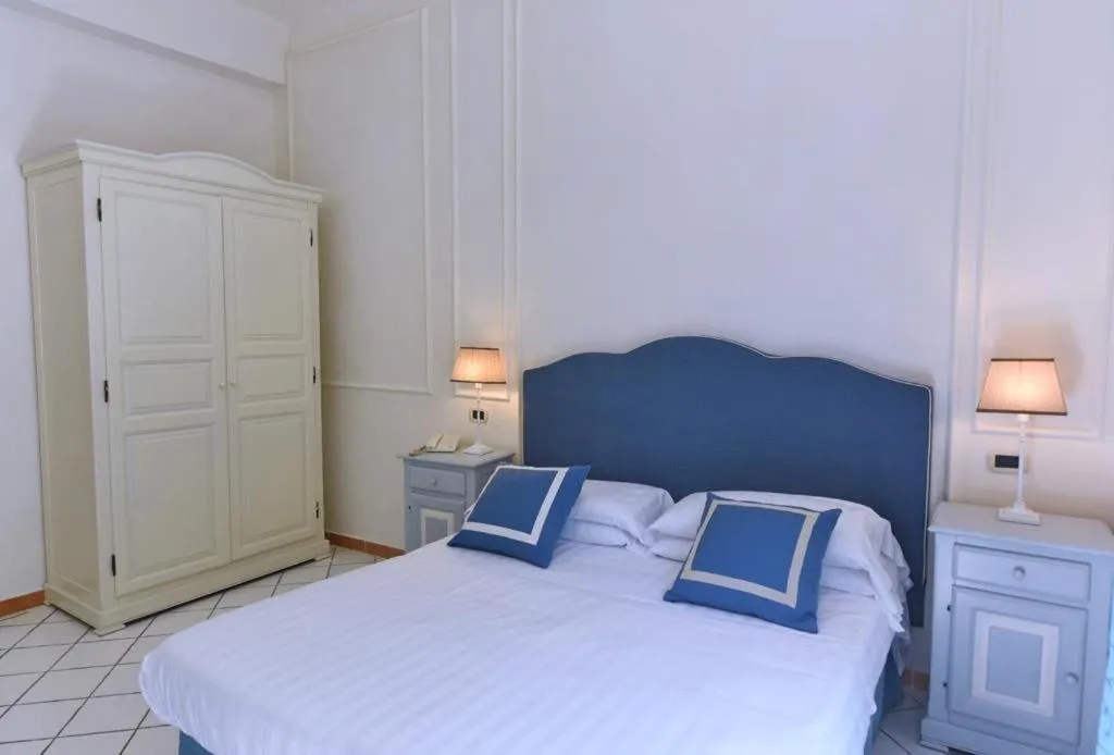 Bed in Hotel Garden Riviera