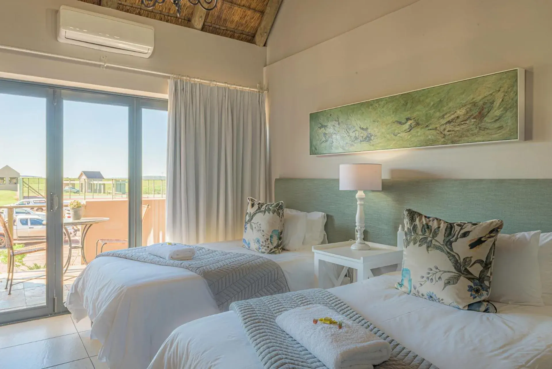 Twin Room with Balcony in Fynbos Golf and Country Estate Twin Room with Balcony in Fynbos Golf and Country Estate
