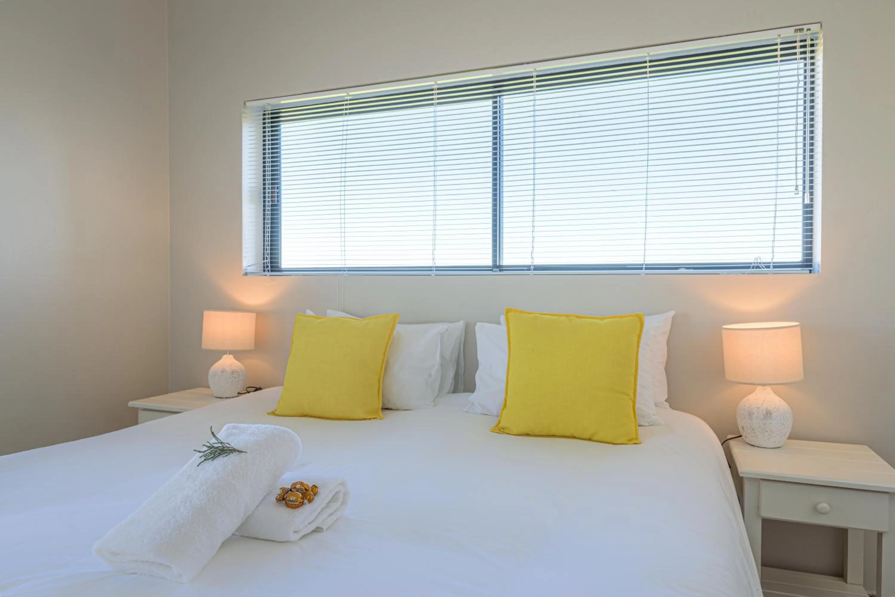 Bedroom, Bed in Fynbos Golf and Country Estate