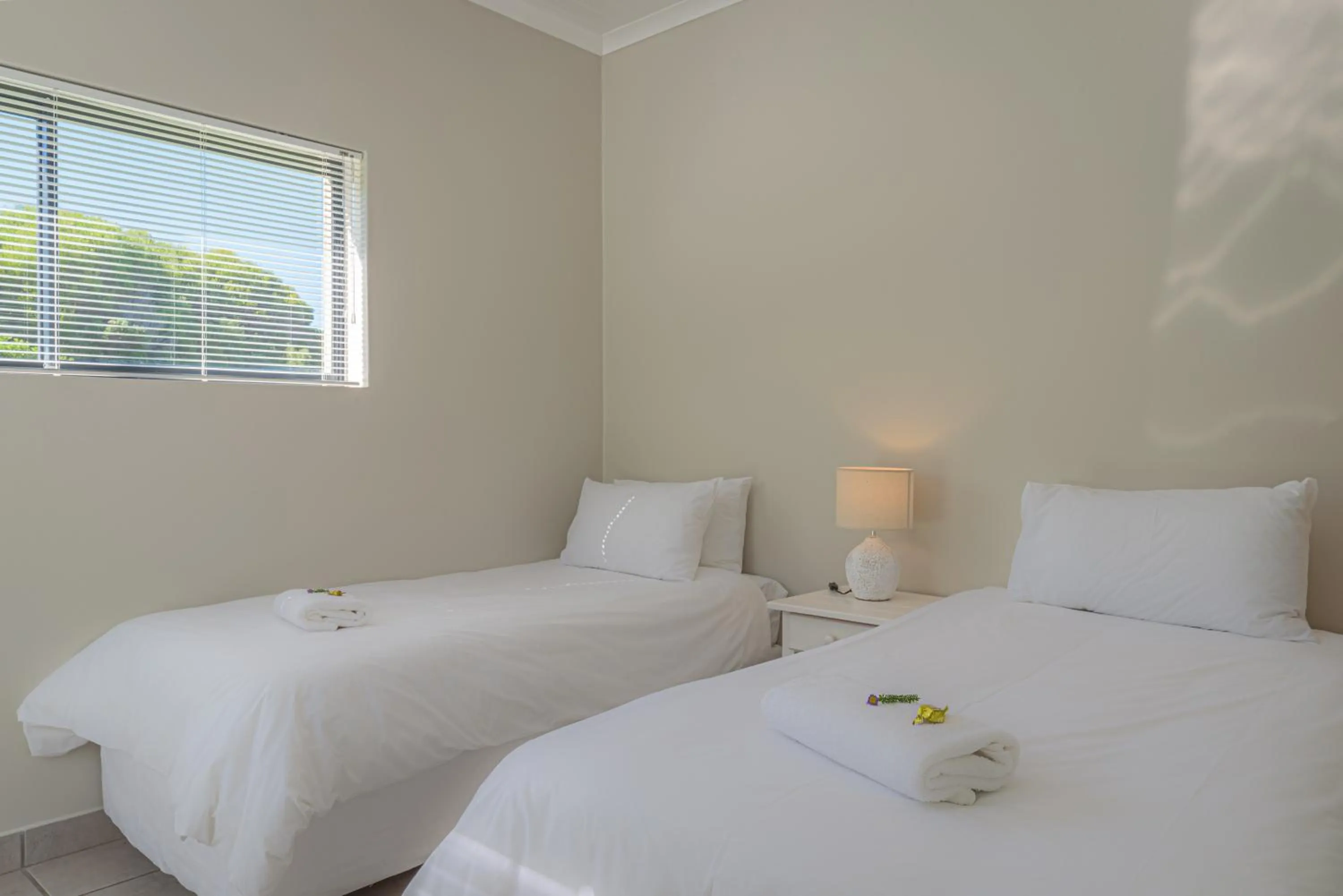 Bedroom, Bed in Fynbos Golf and Country Estate