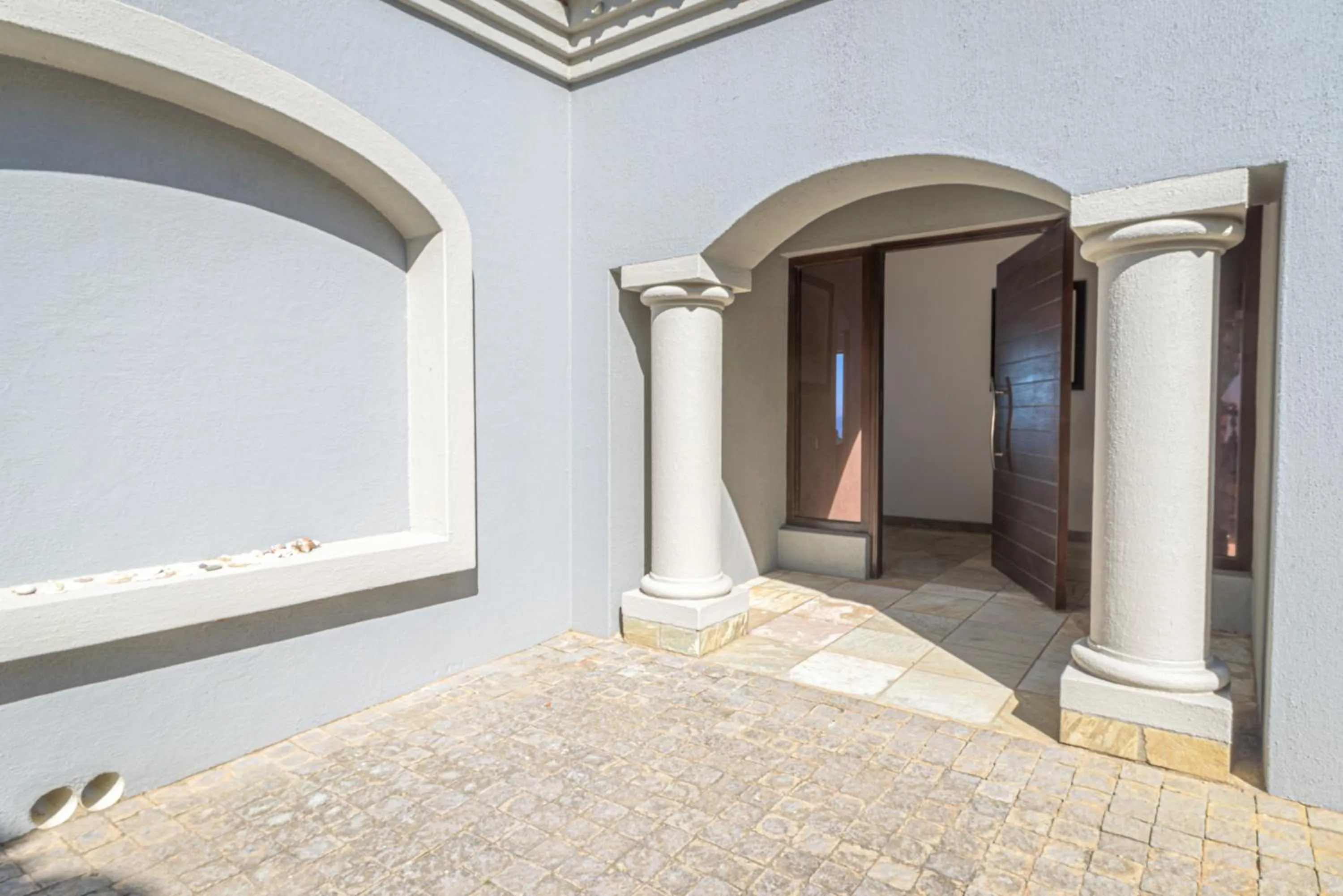 Facade/entrance in Fynbos Golf and Country Estate