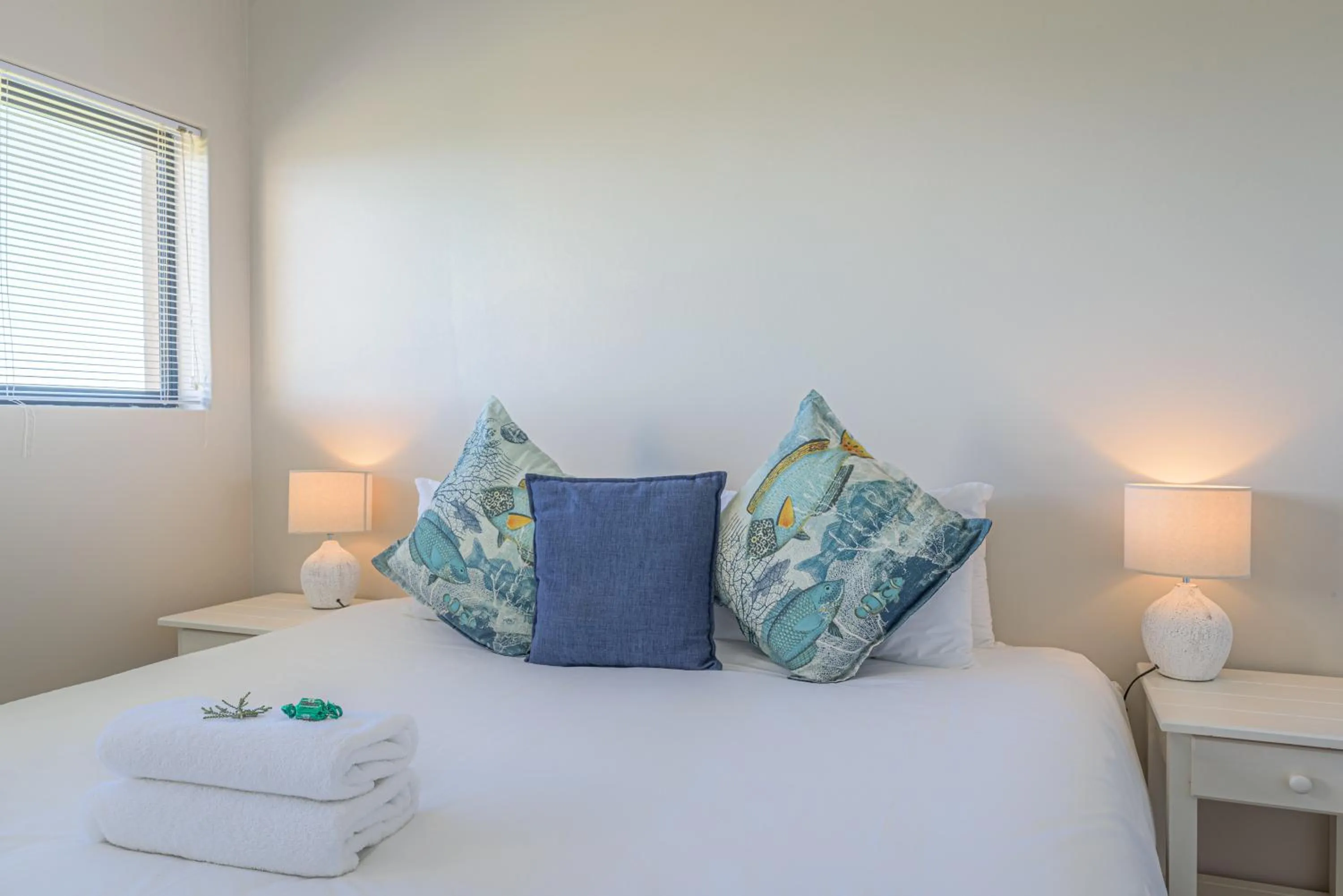 Bedroom, Bed in Fynbos Golf and Country Estate