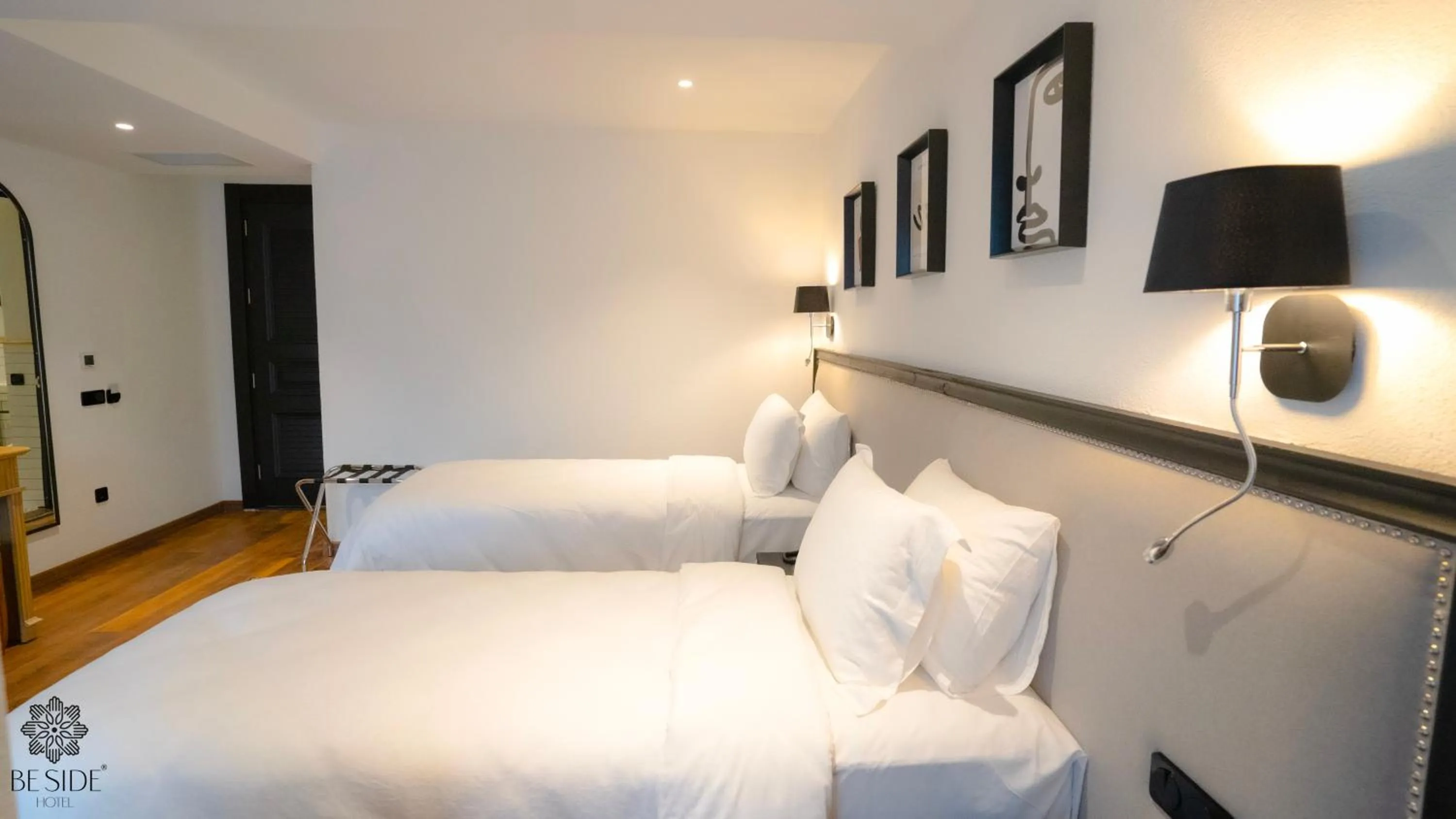 Bedroom, Bed in Be Side Hotel