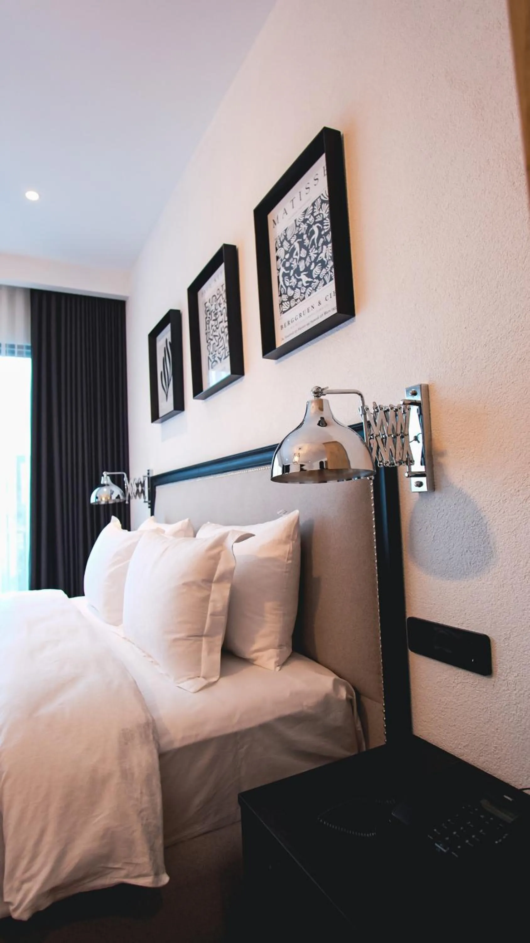 Bed in Be Side Hotel