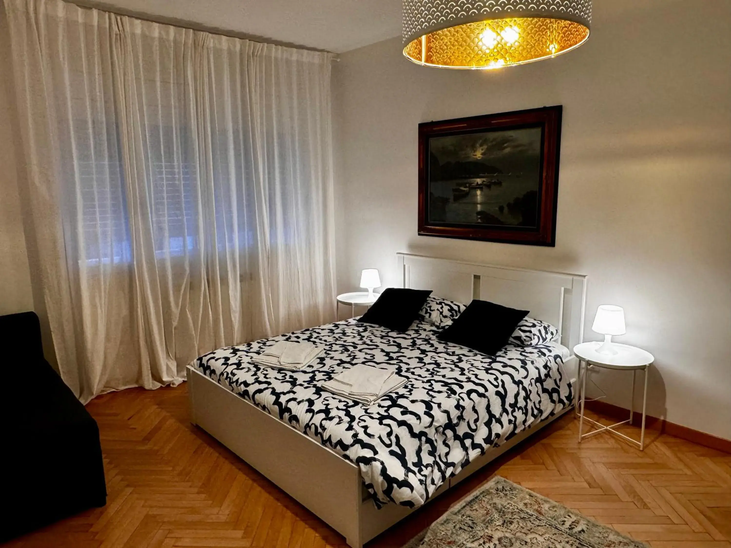 Two-Bedroom Apartment in Charm & History in Trieste Two-Bedroom Apartment in Charm & History in Trieste