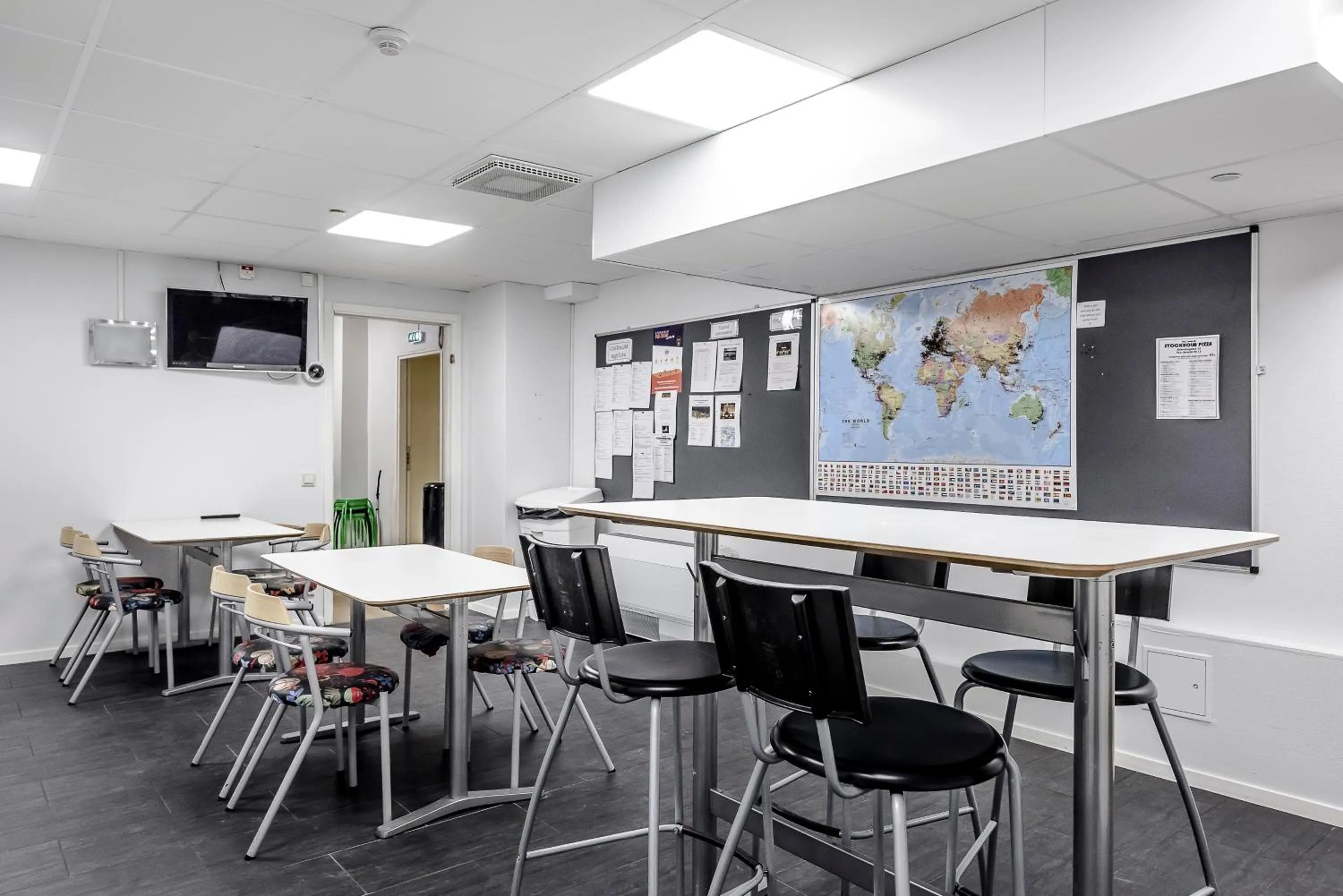 Dining area in City Hostel