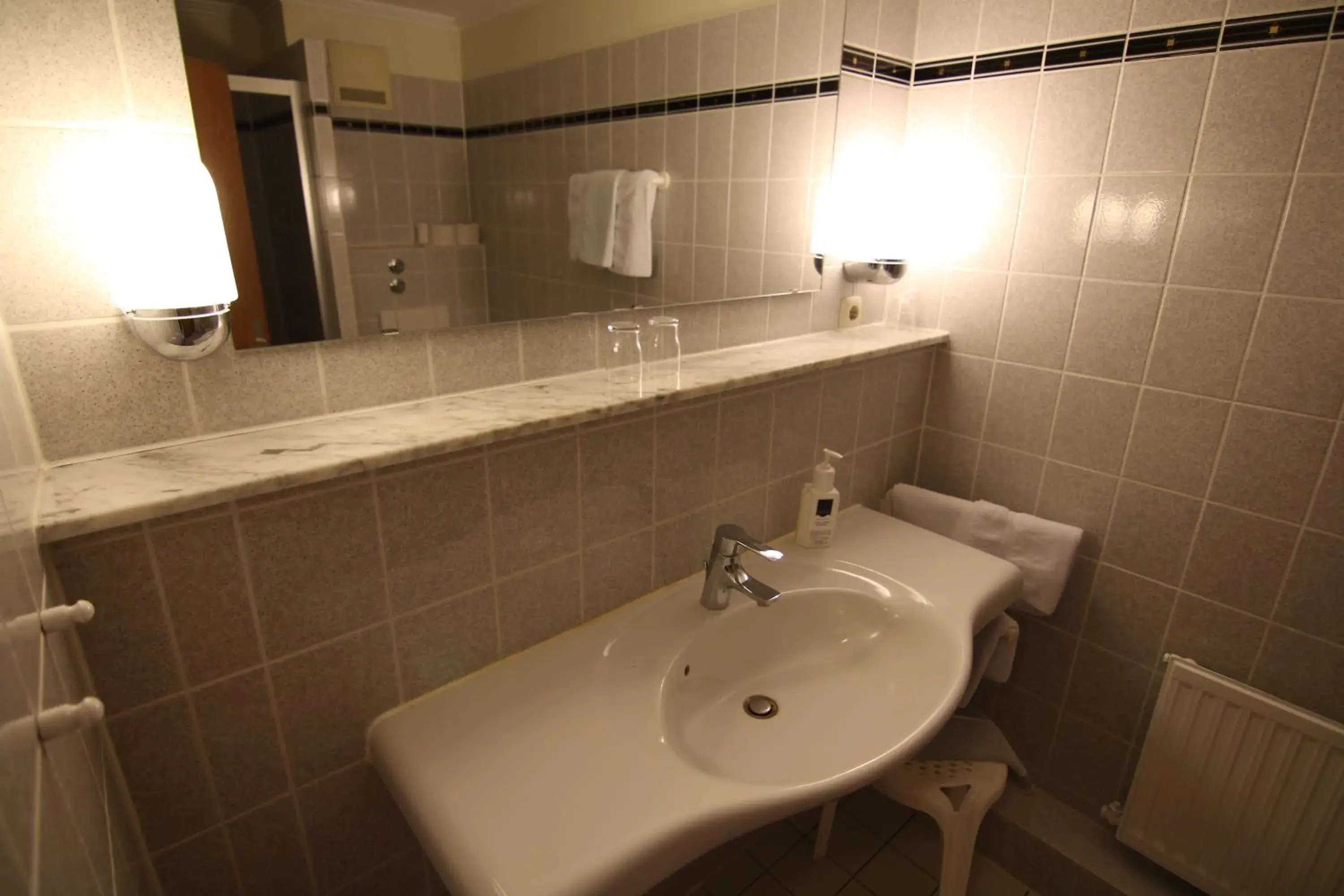 Shower, Bathroom in Hotel Zur schönen Aussicht