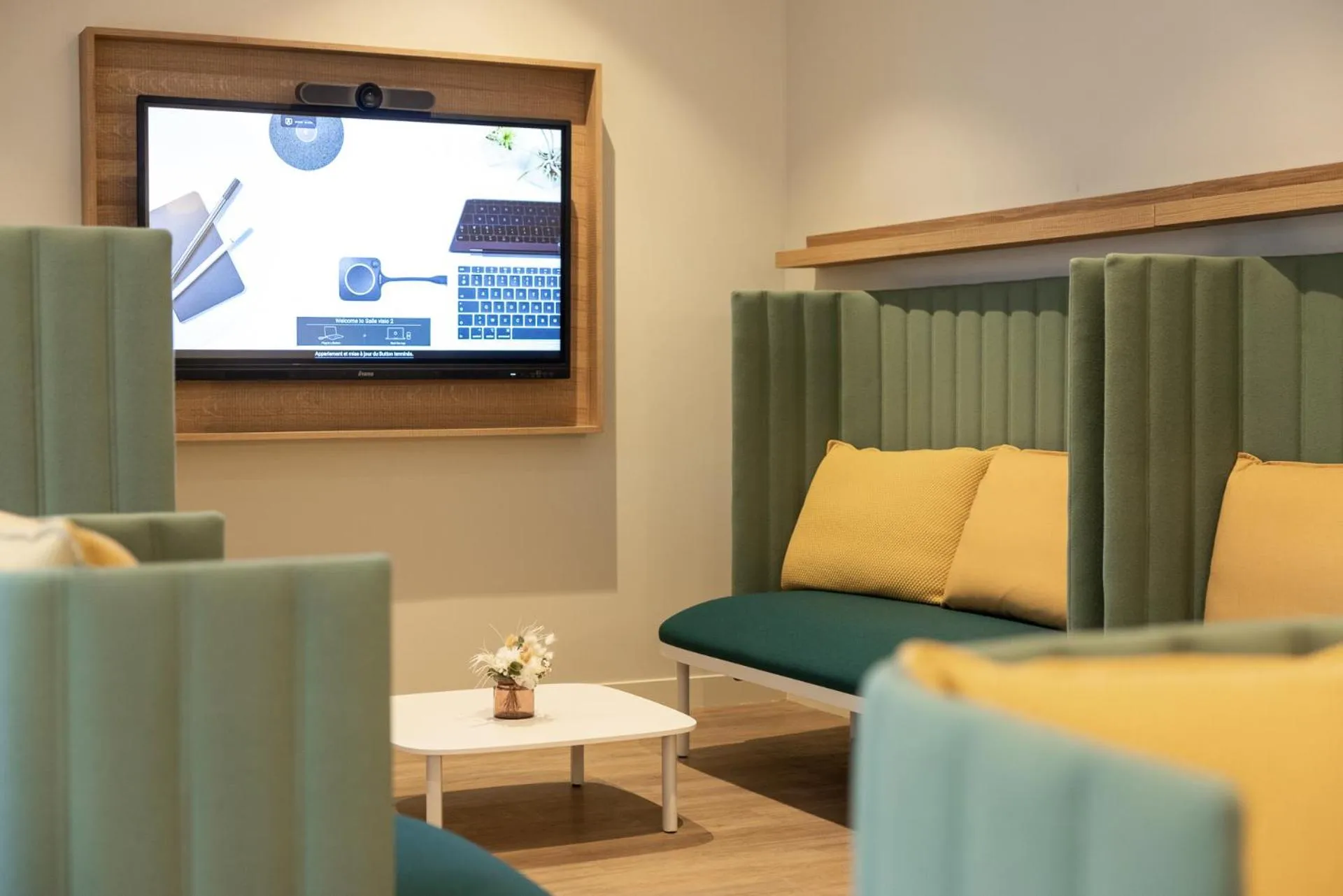 Meeting/conference room in Hôtel Ibaïa