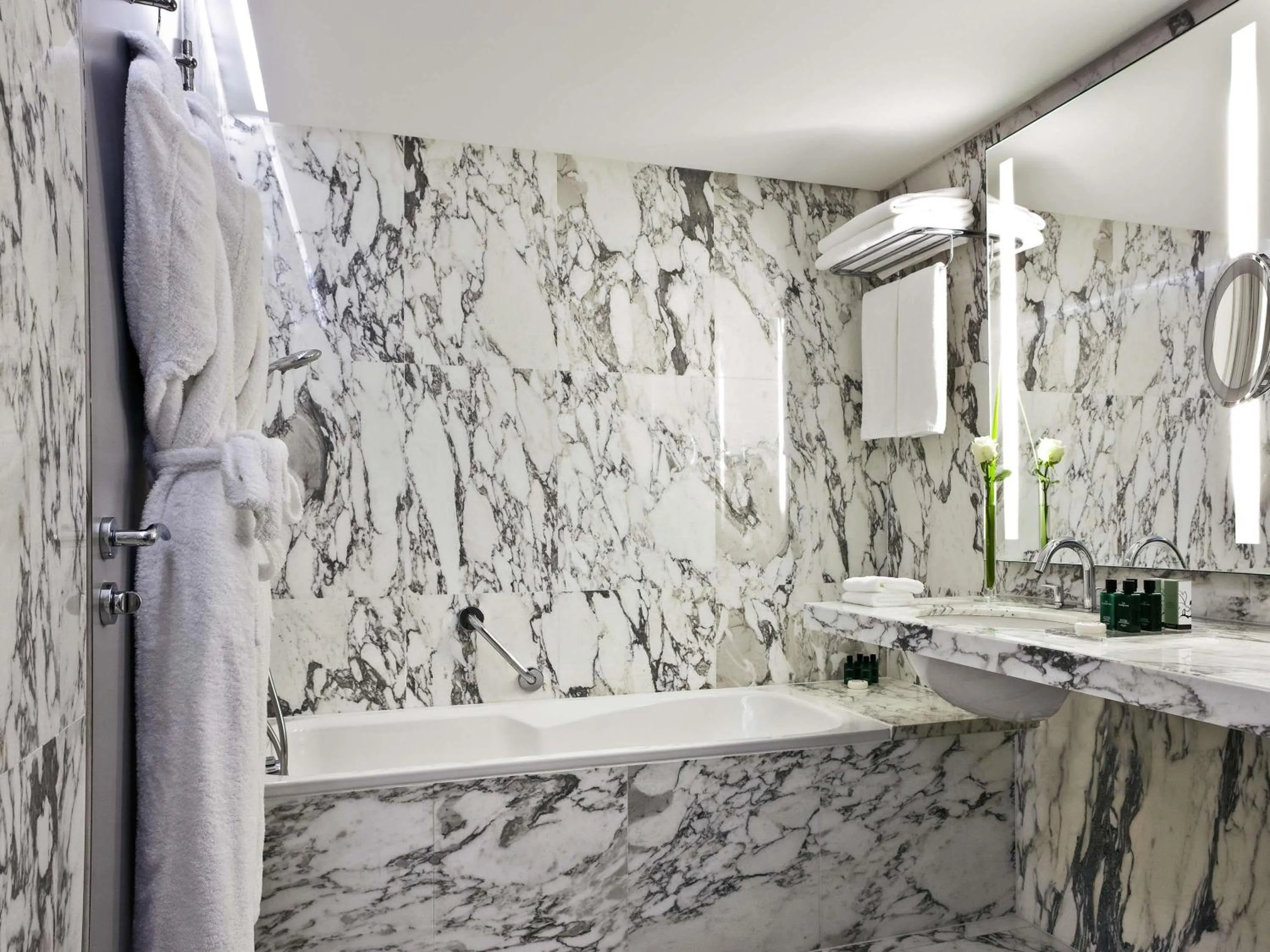 Bedroom in Sofitel Abidjan Hotel Ivoire