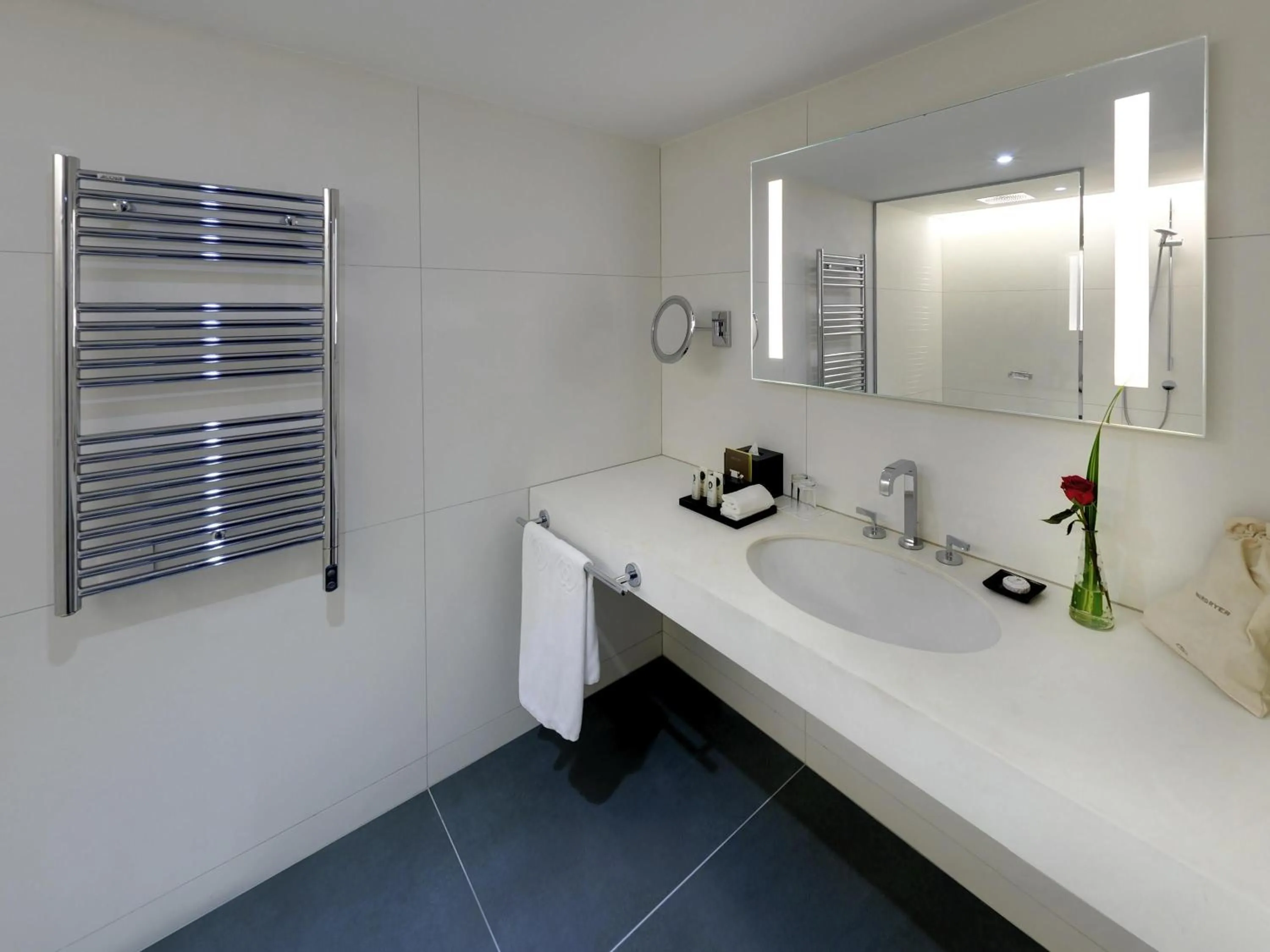 Bedroom in Sofitel Abidjan Hotel Ivoire