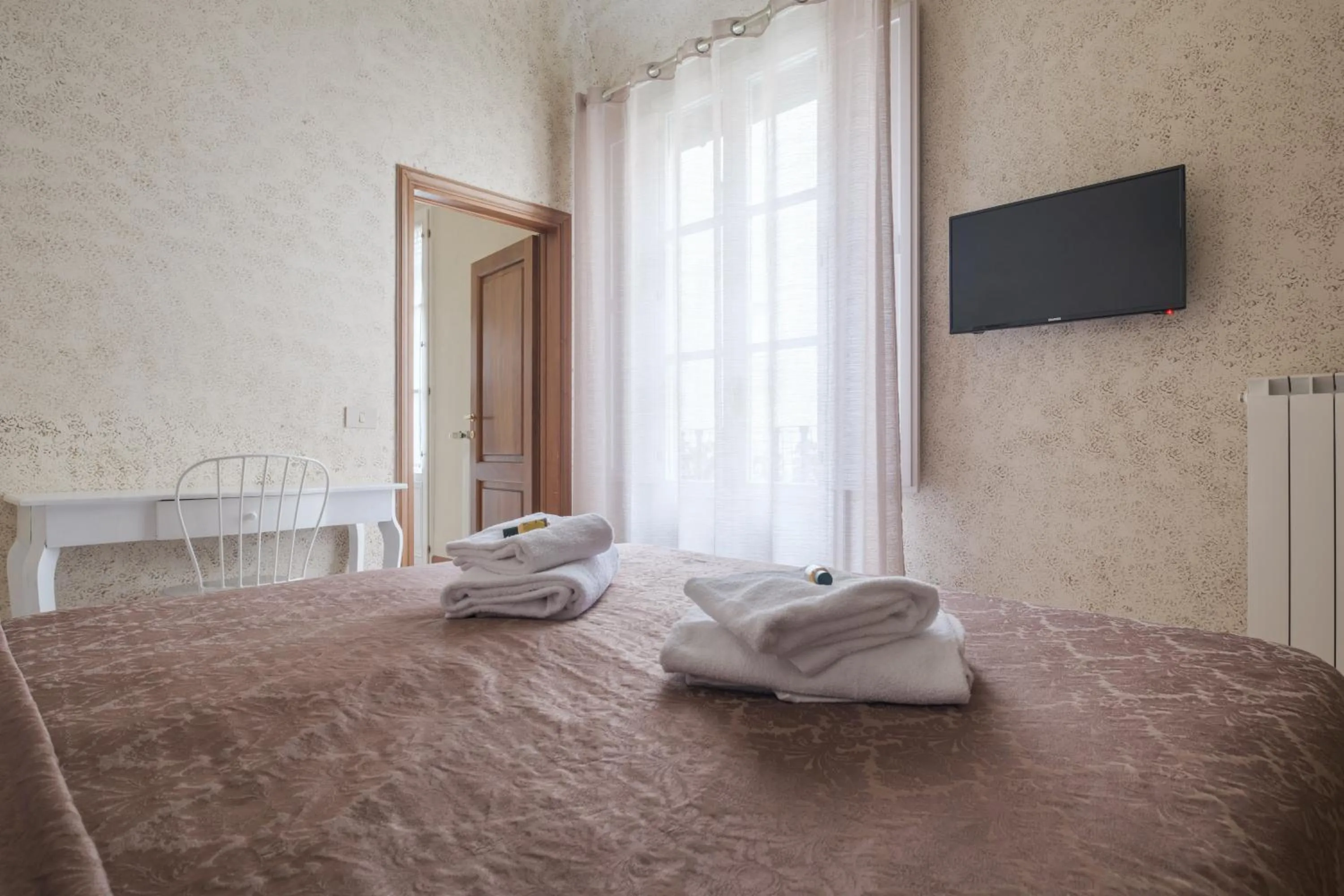 Bedroom, Bed in B&B Beatrice