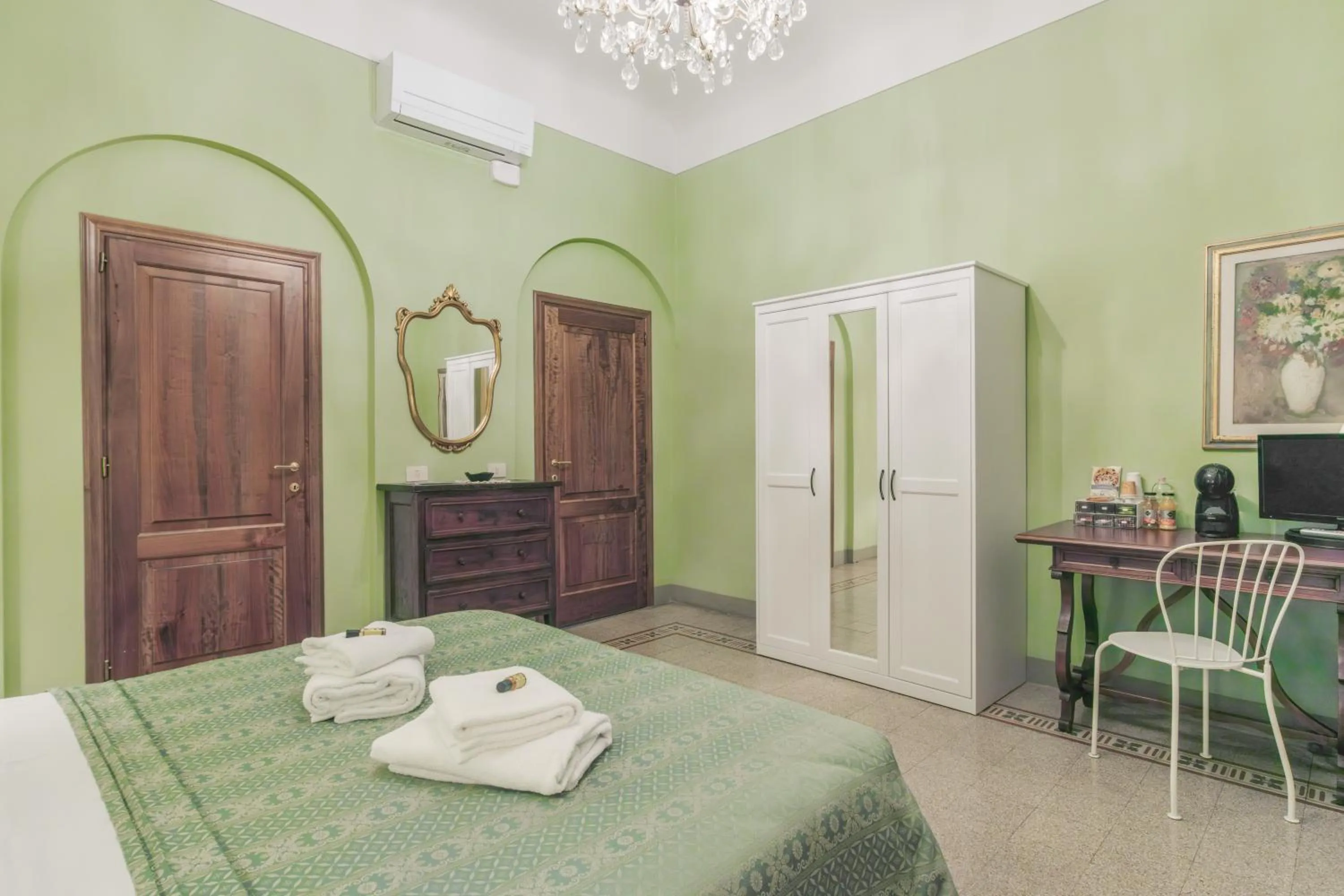 Bedroom, Bed in B&B Beatrice