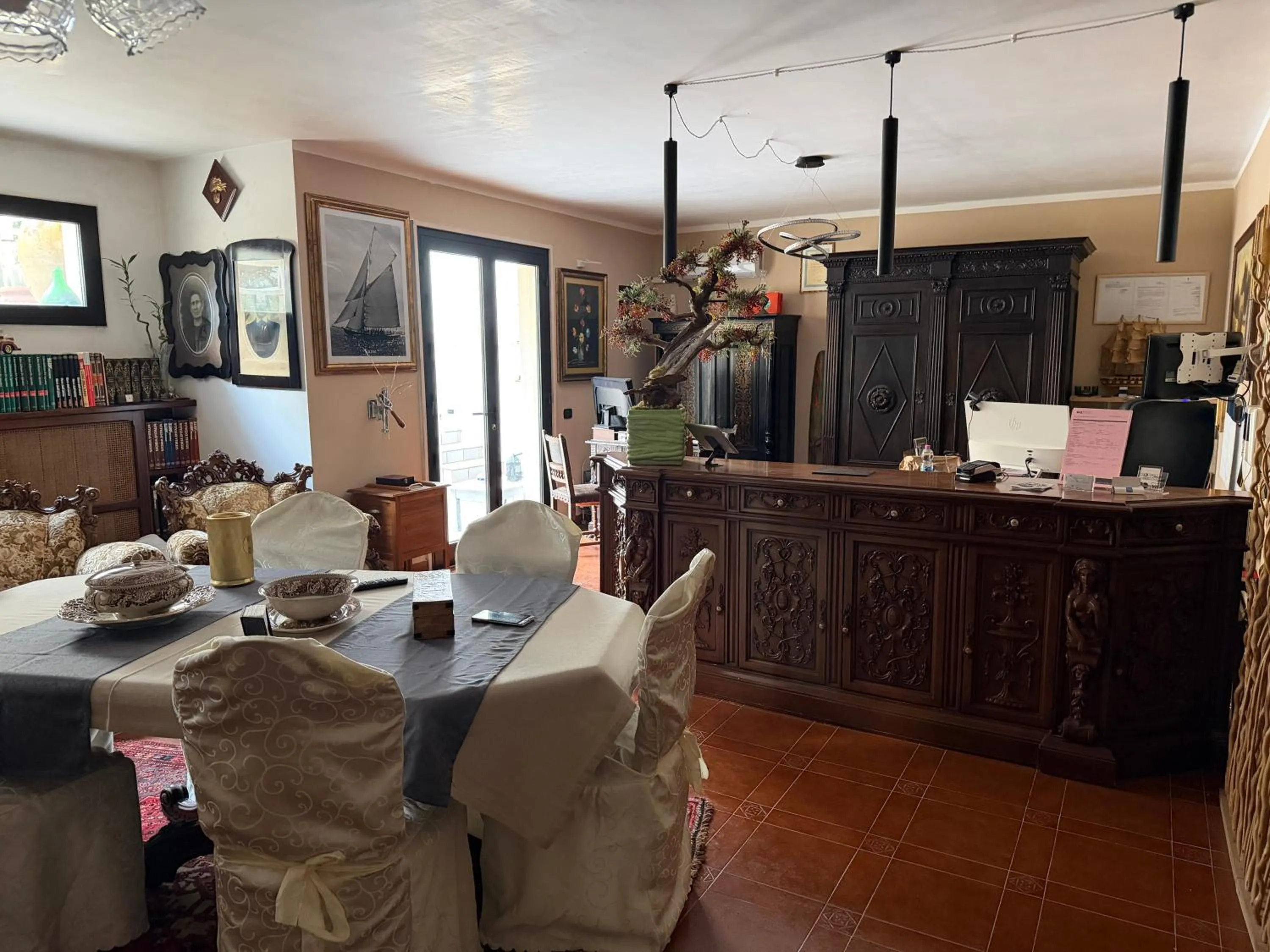 Coffee/tea facilities in B&B Luxury