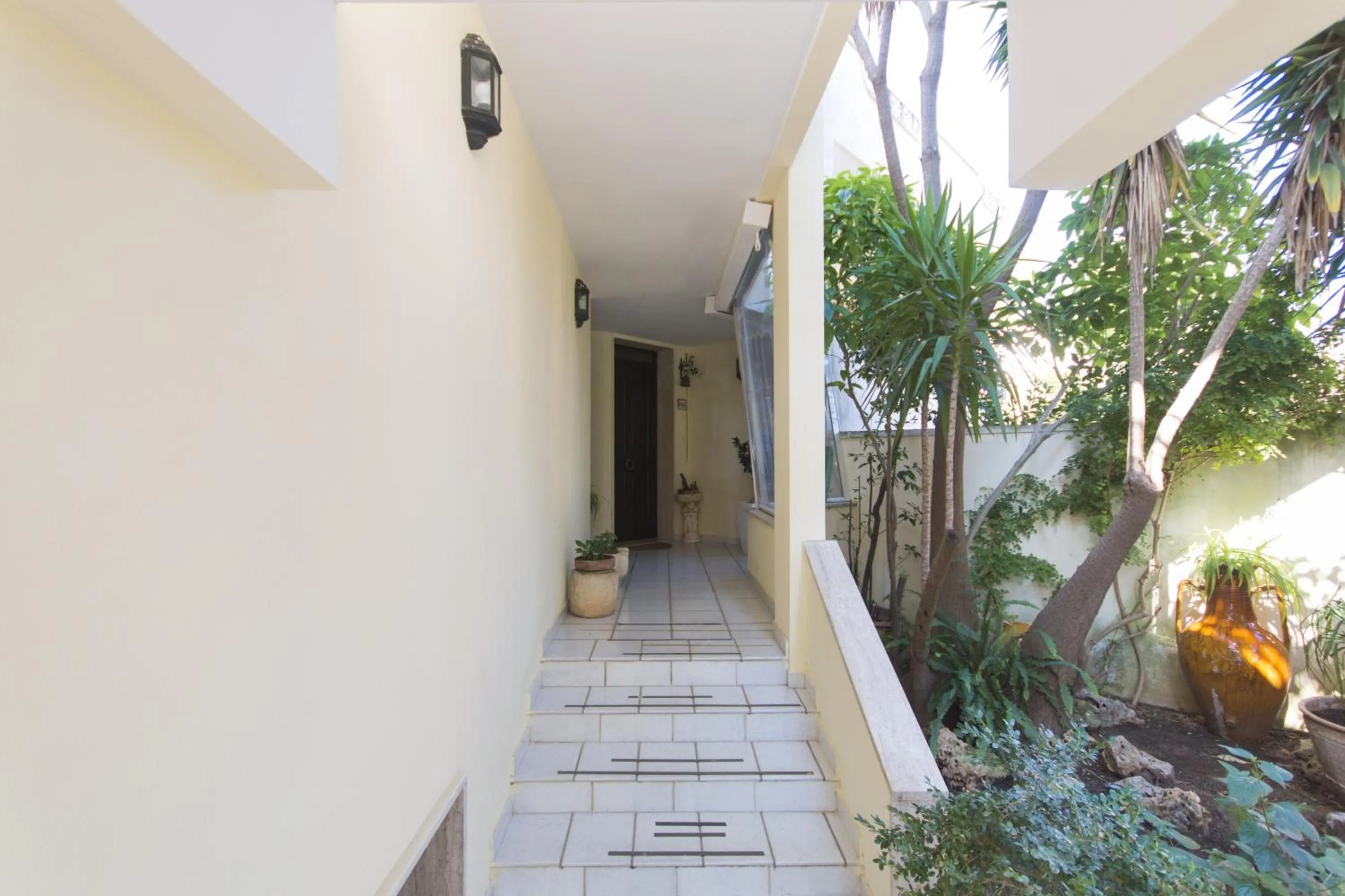 Facade/entrance in B&B Luxury