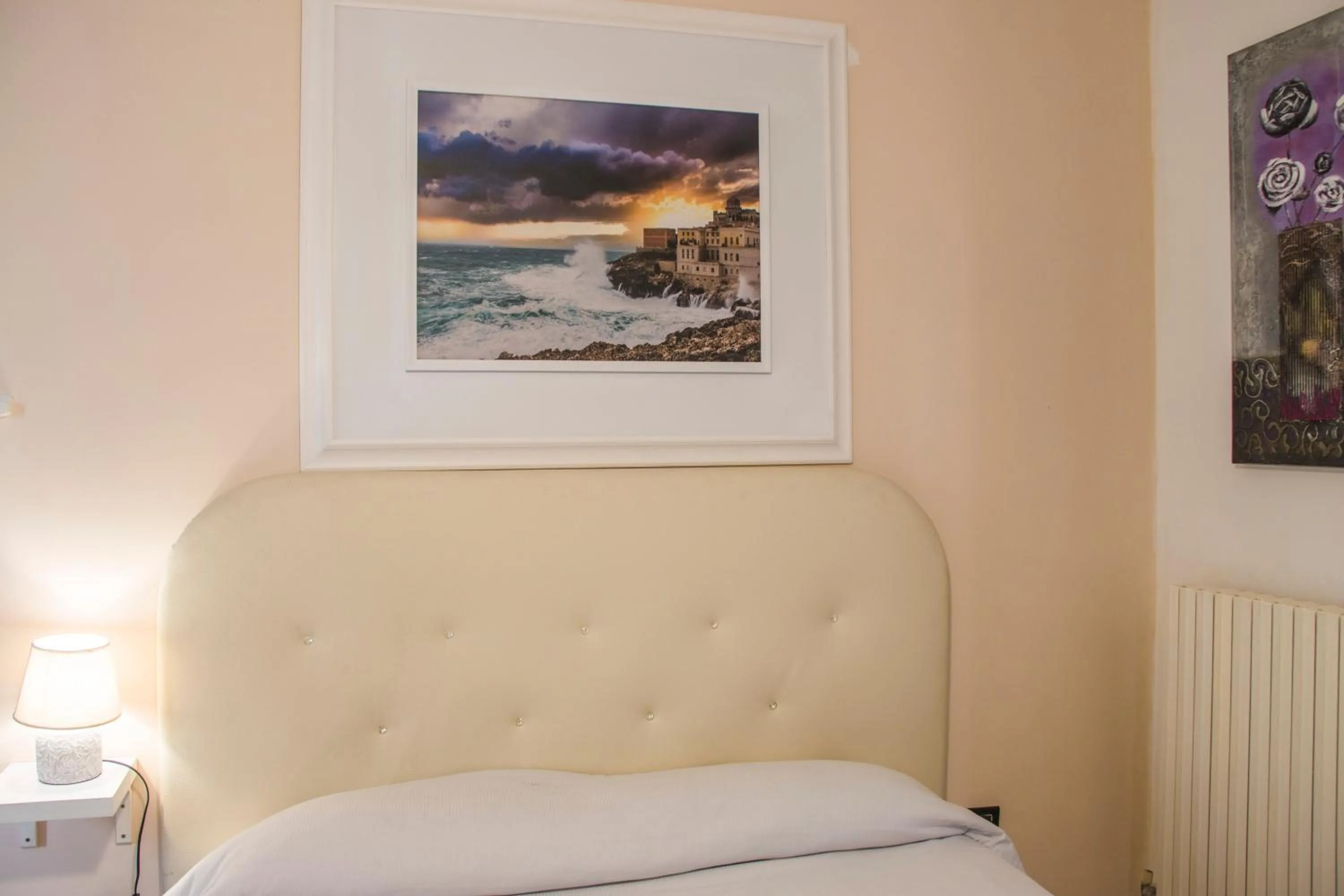 Decorative detail, Bed in B&B Luxury