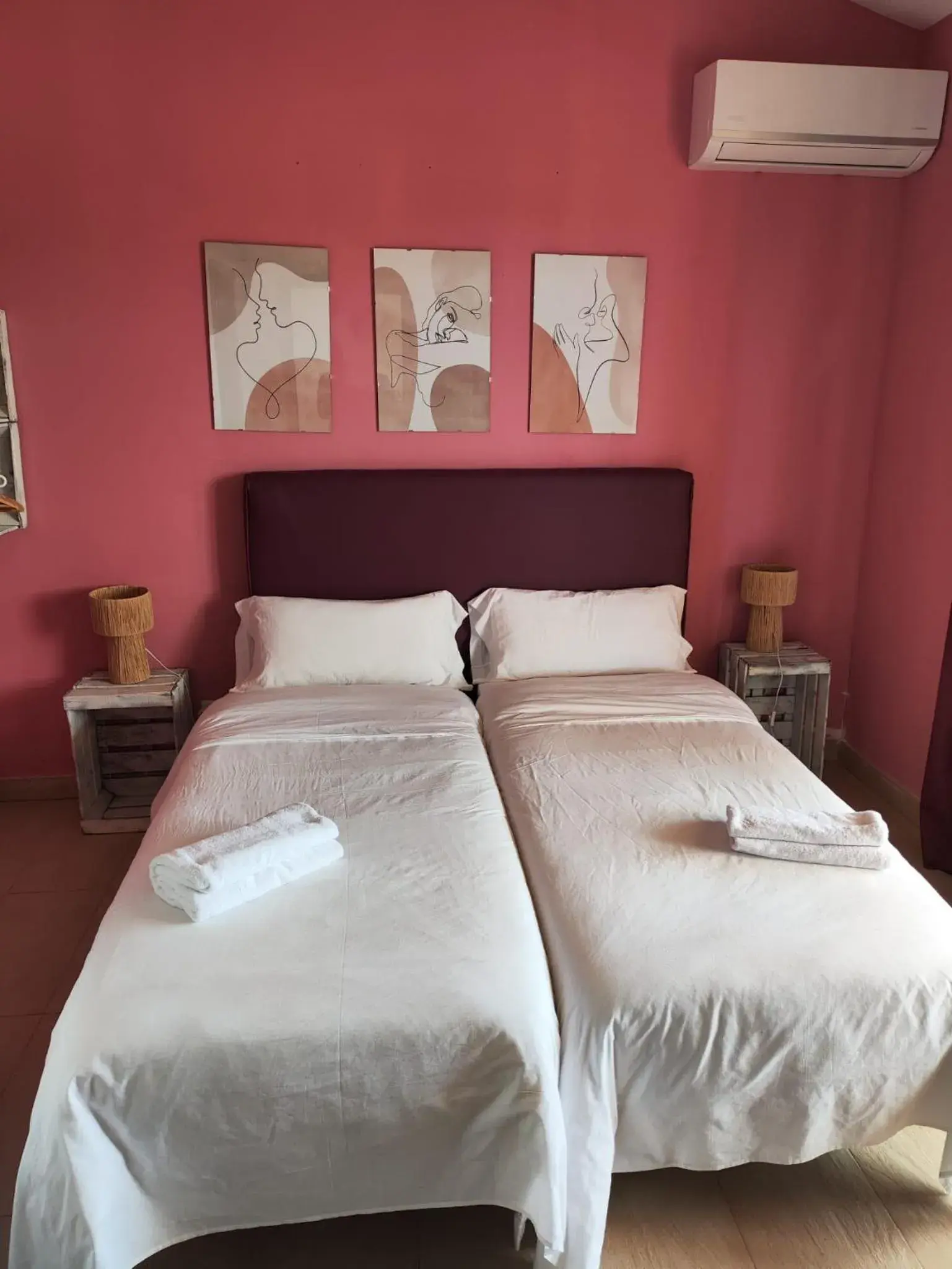 Double Room with Terrace - single occupancy in L'Olivera Casa Rural Double Room with Terrace - single occupancy in L'Olivera Casa Rural
