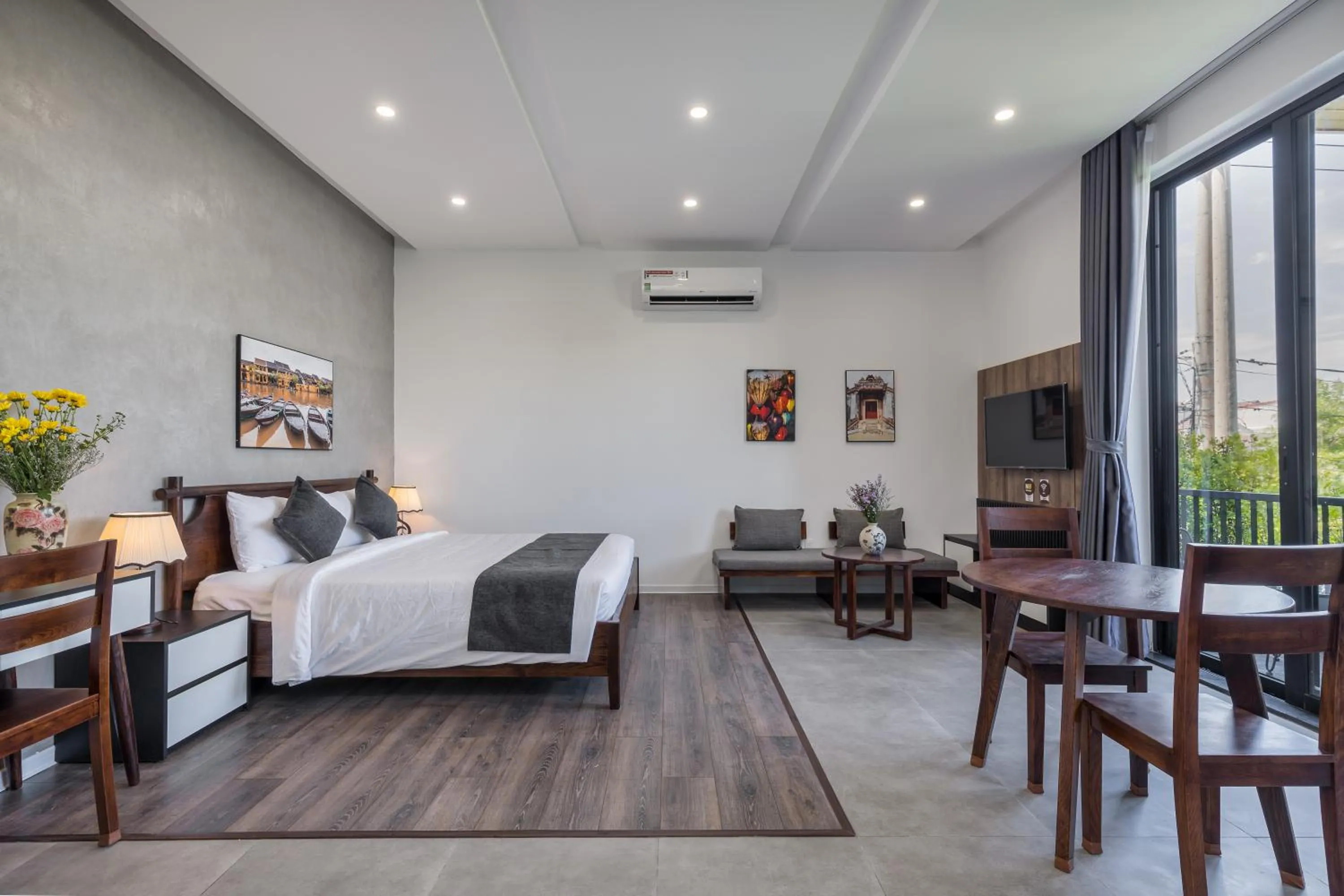 Bed in Charm Champion Villa Hoian