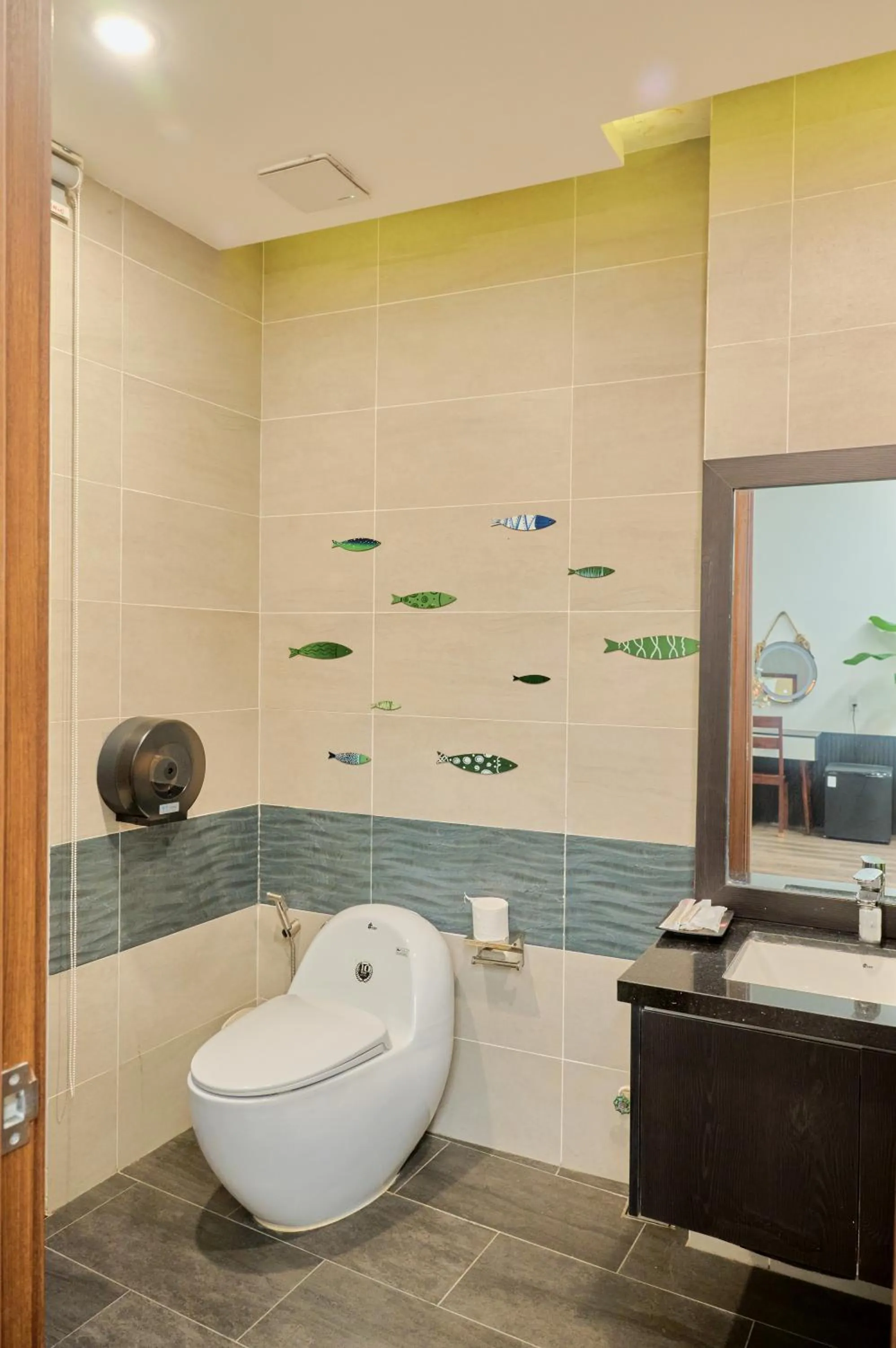 Toilet in Charm Champion Villa Hoian