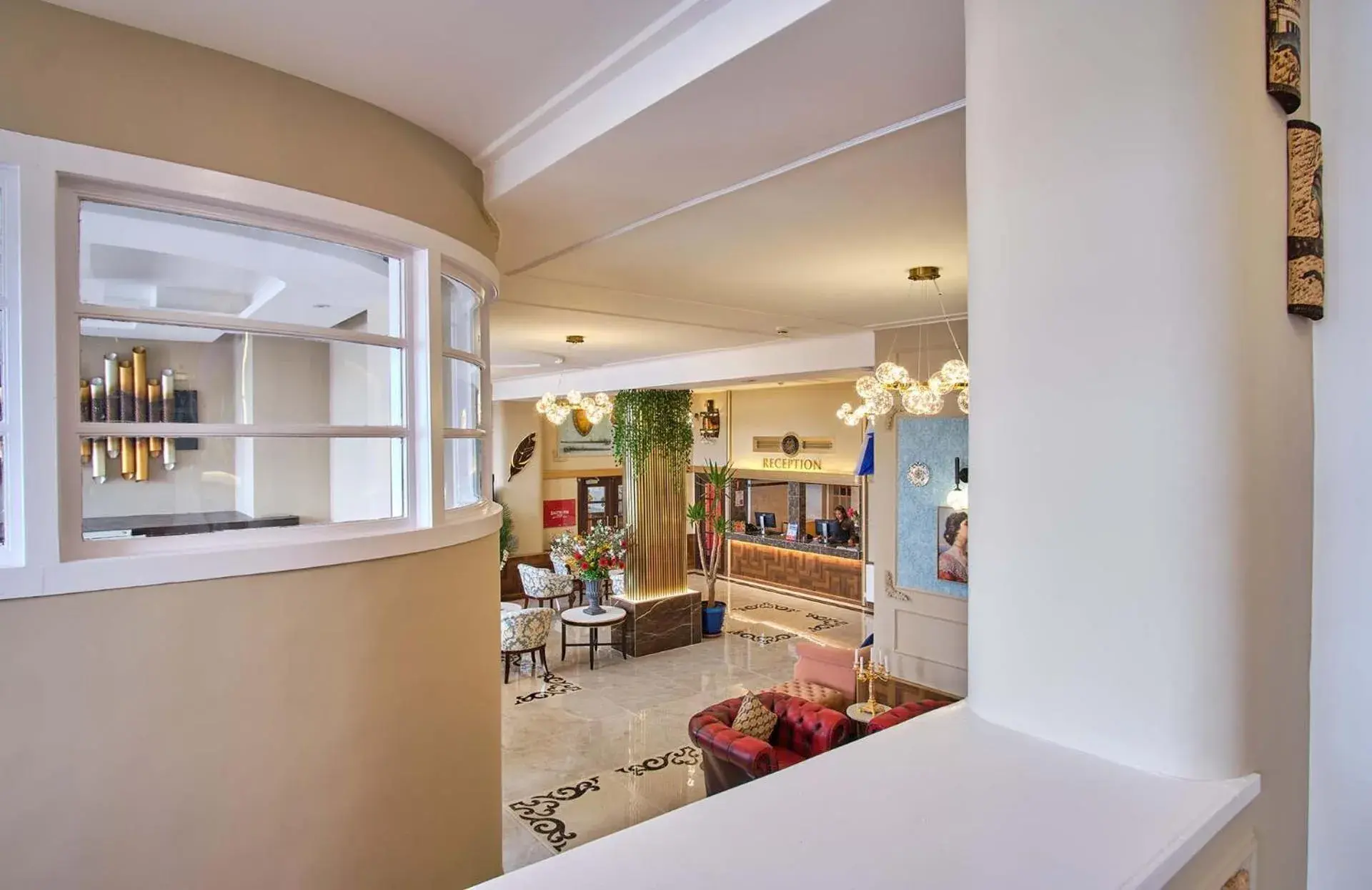 Living room in Muthu Oban Regent Hotel Living room in Muthu Oban Regent Hotel