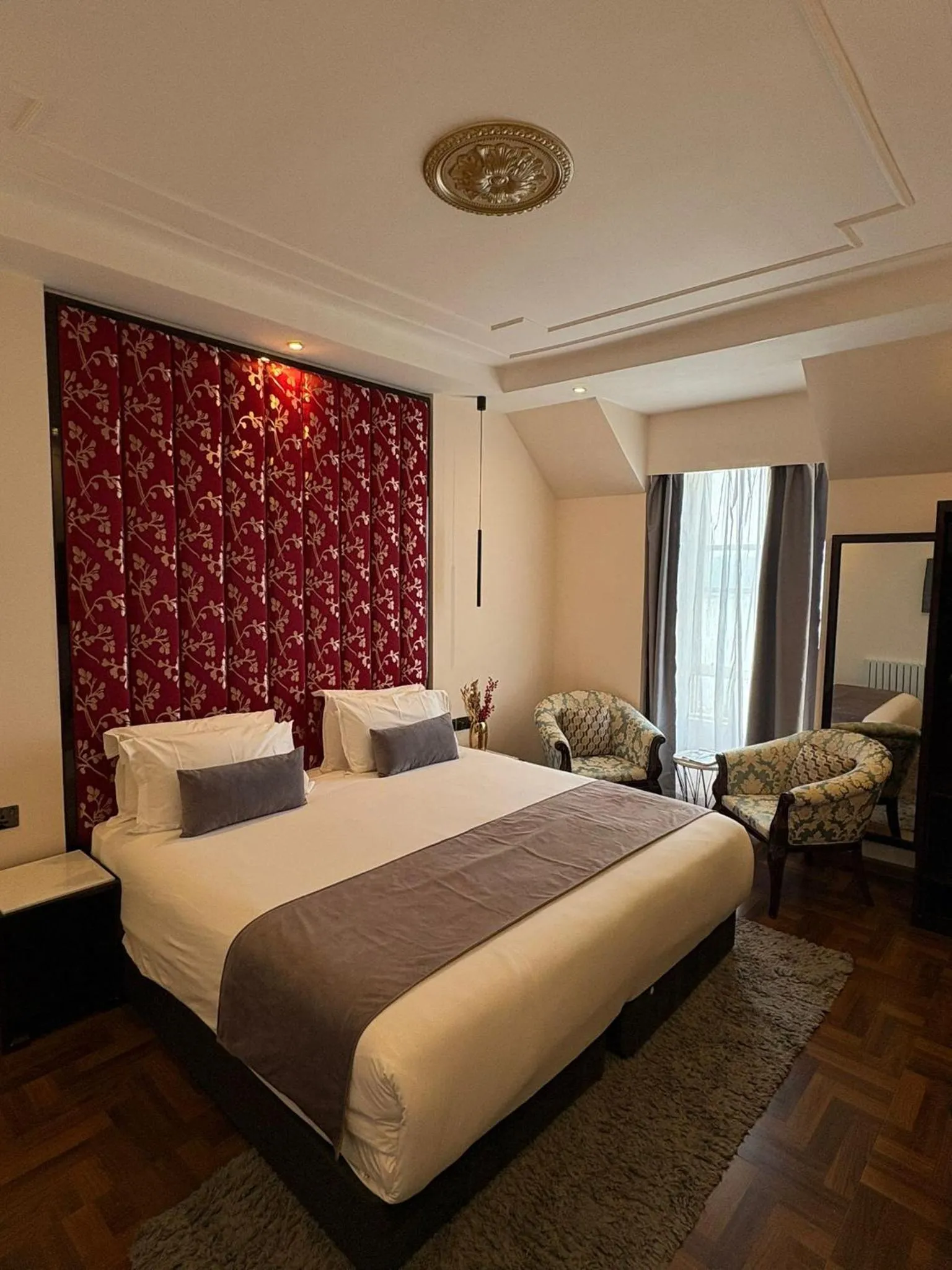 Photo of the whole room, Bed in Muthu Oban Regent Hotel