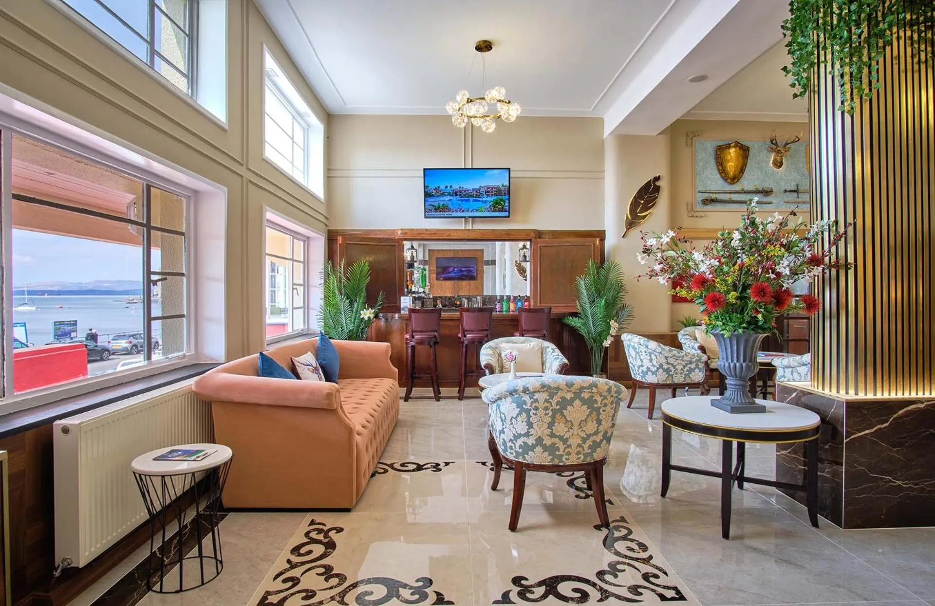 Living room in Muthu Oban Regent Hotel