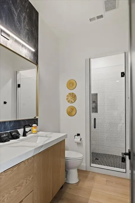 Casa Blanca luxury Villa Private pool sleeps 30!