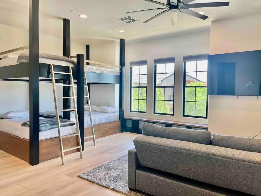 bunk bed, Bed in Casa Blanca luxury Villa Private pool sleeps 30!