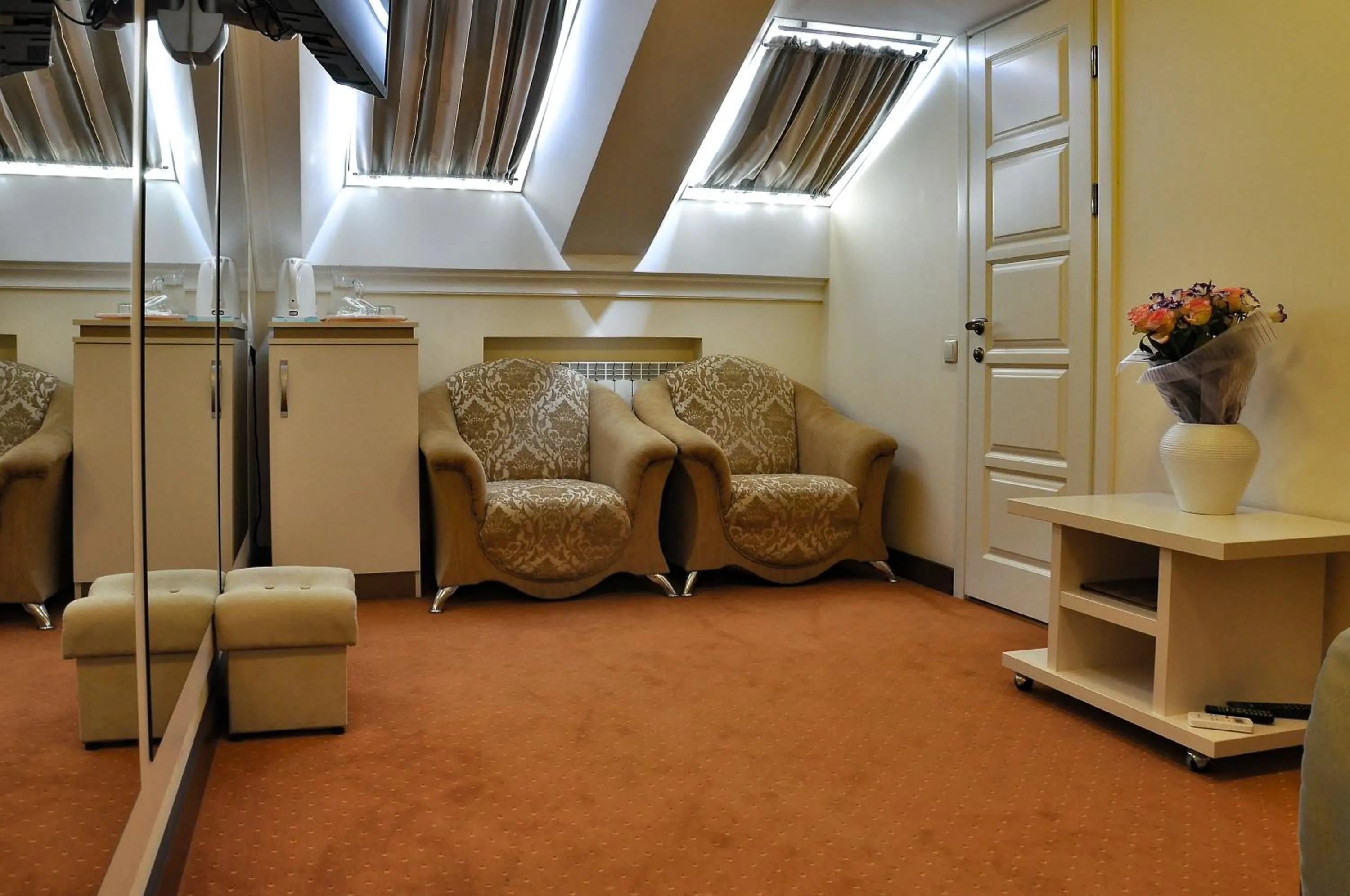 Superior Apartment in 7 Sky on Yevhena Konovaltsia