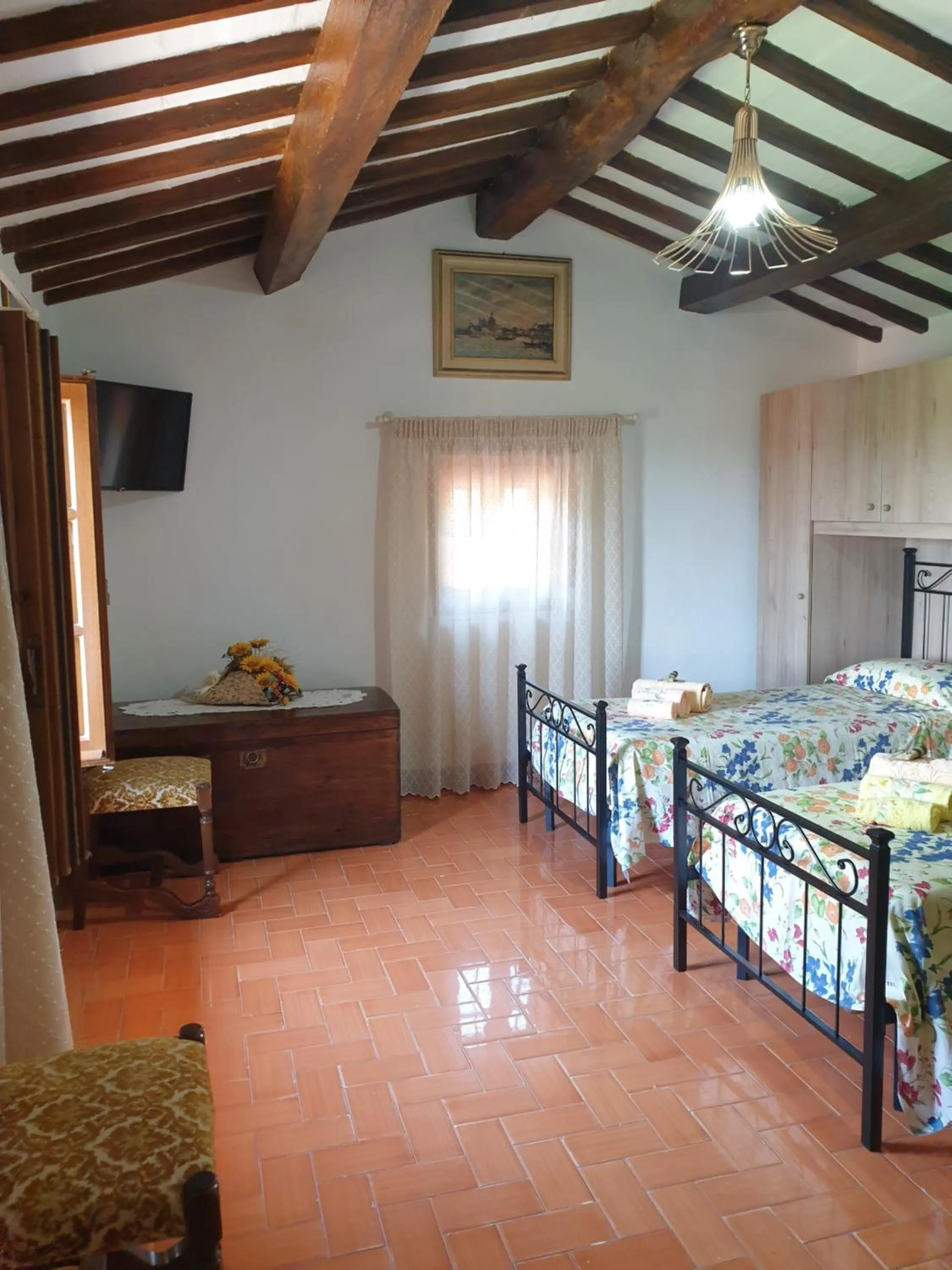 Photo of the whole room, Bed in B&B Il Mandorlo