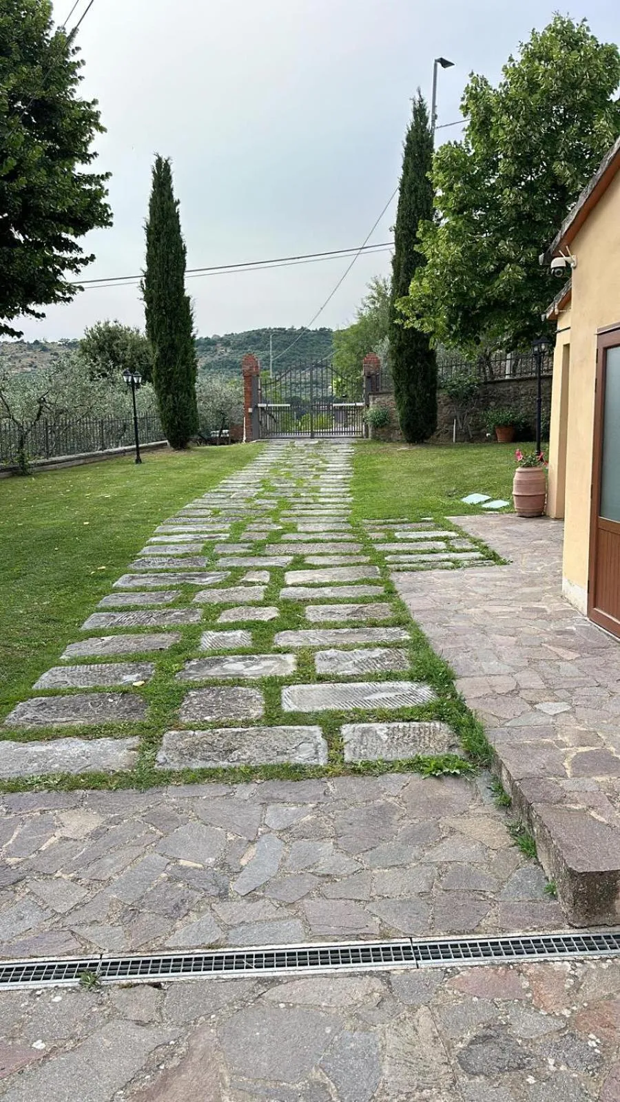 Garden in B&B Il Mandorlo